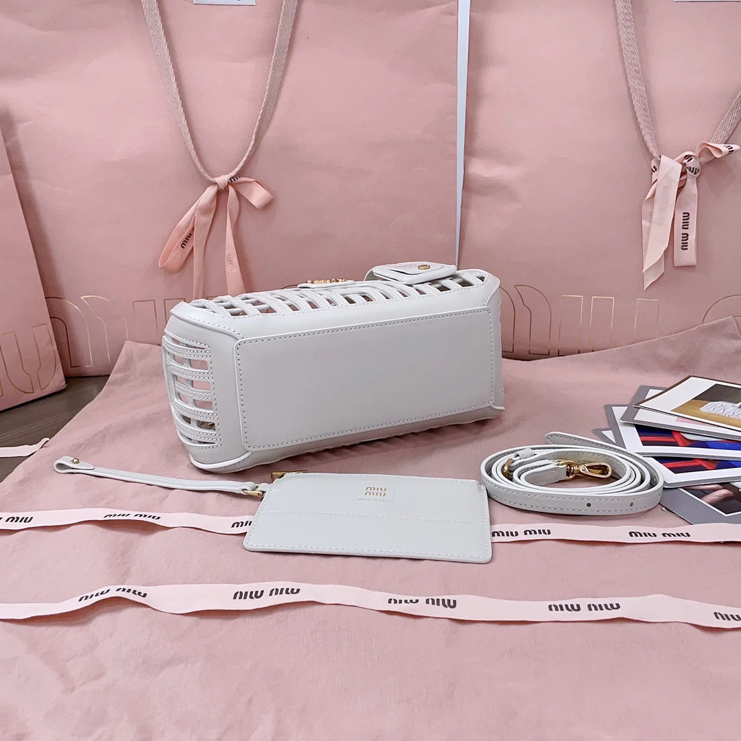 Корзинка из кожи наппа Miu Miu-5ba294 - абрикосово-розовый