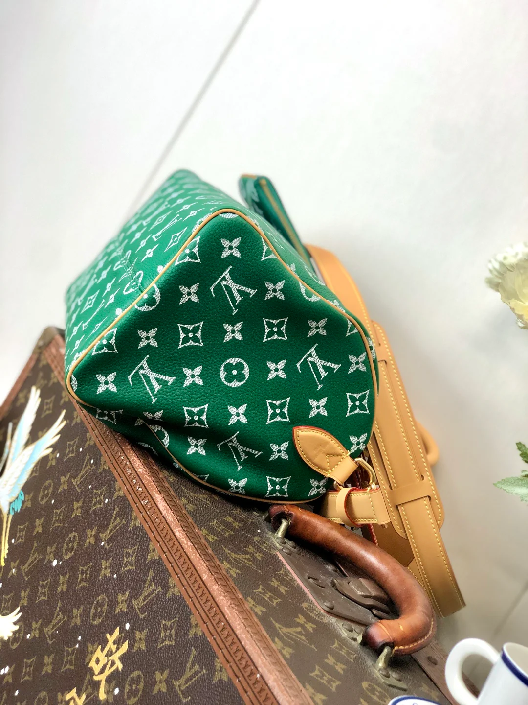 LV Grass Green