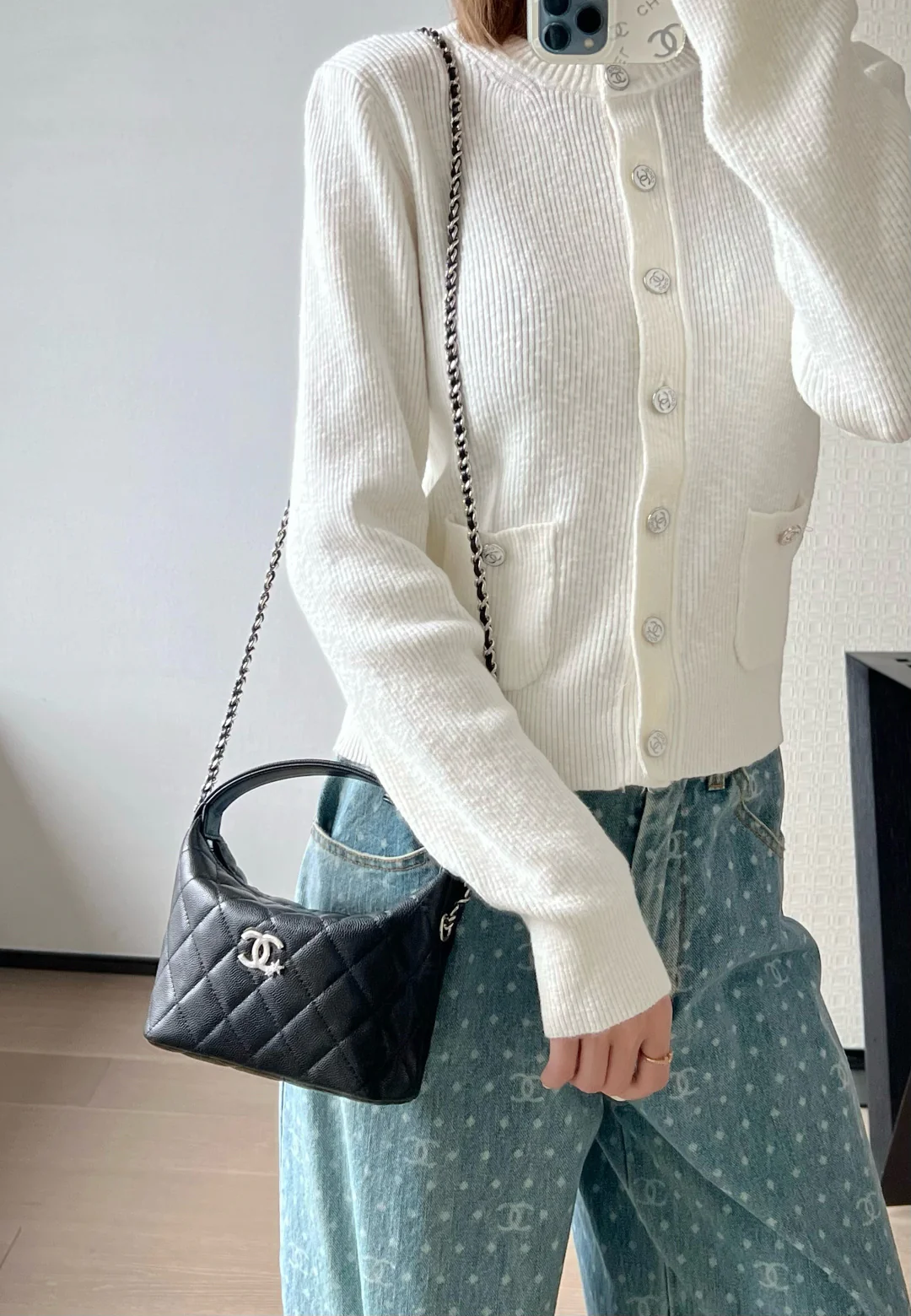 Chanel - Осенне-зимняя сумка для обеда в форме звезды - Черная с пряжкой в ??виде бриллианта