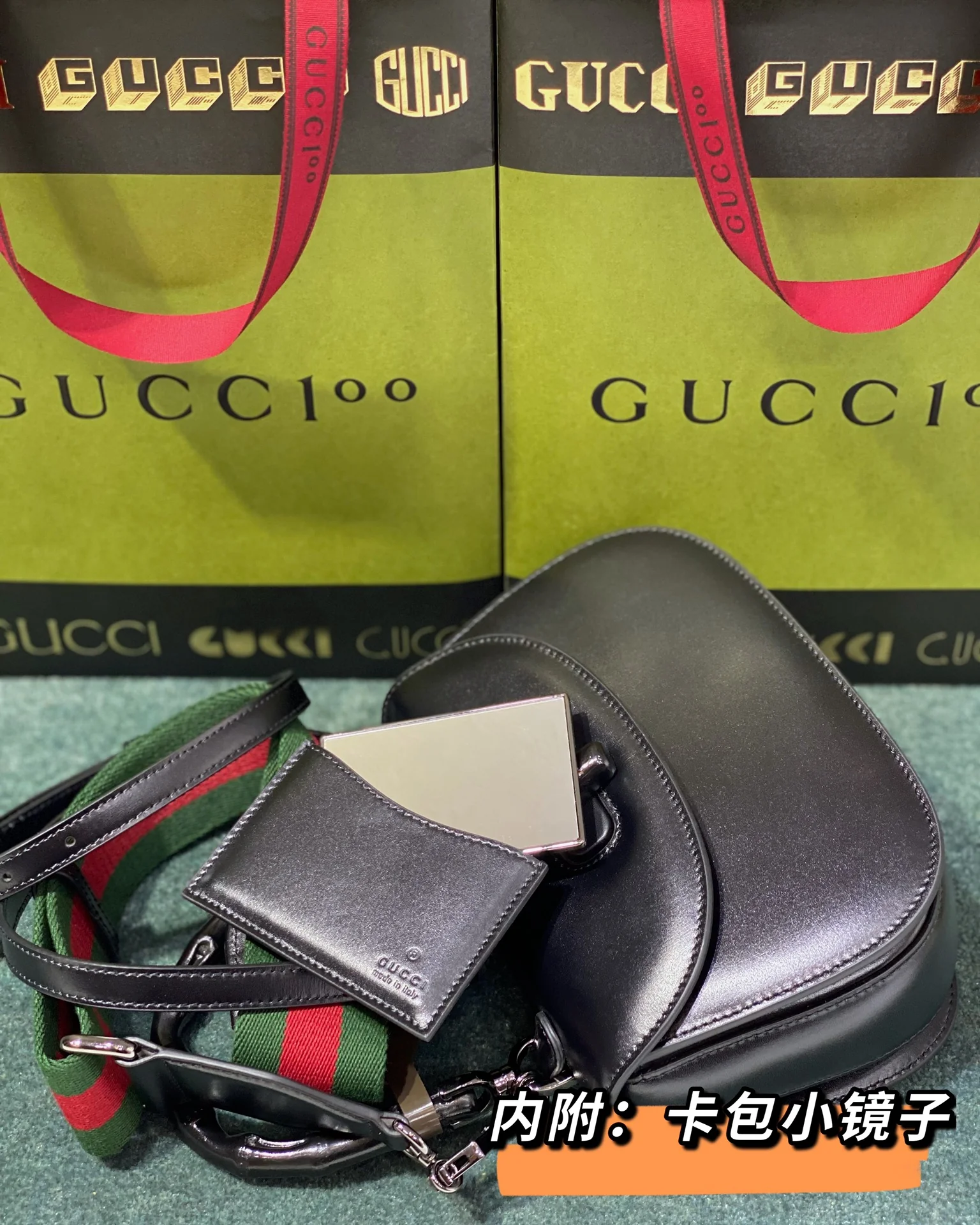 Сумка Gucci из коллекции Retro Bamboo.