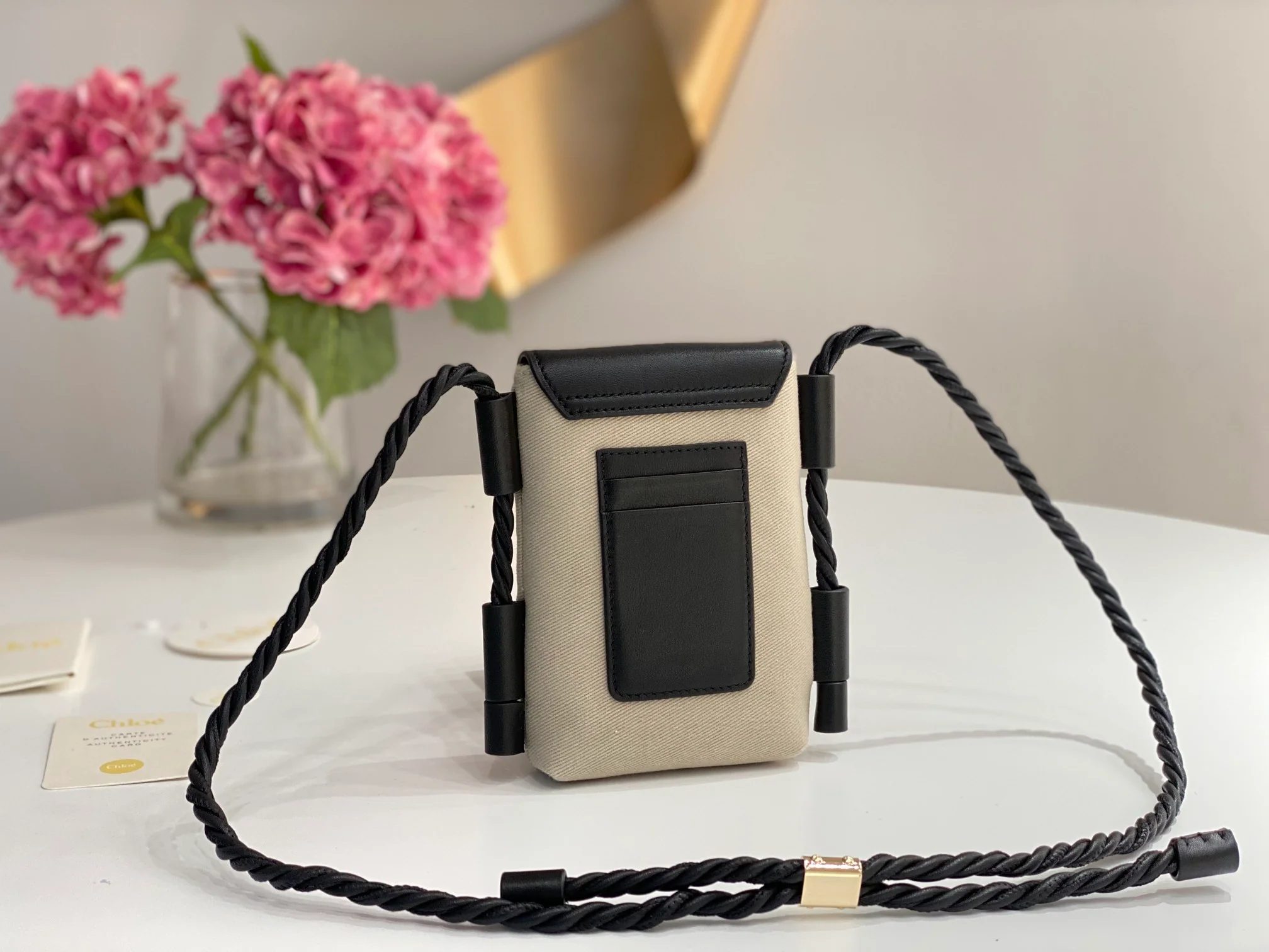 Сумка для телефона Chloe Key X - черная