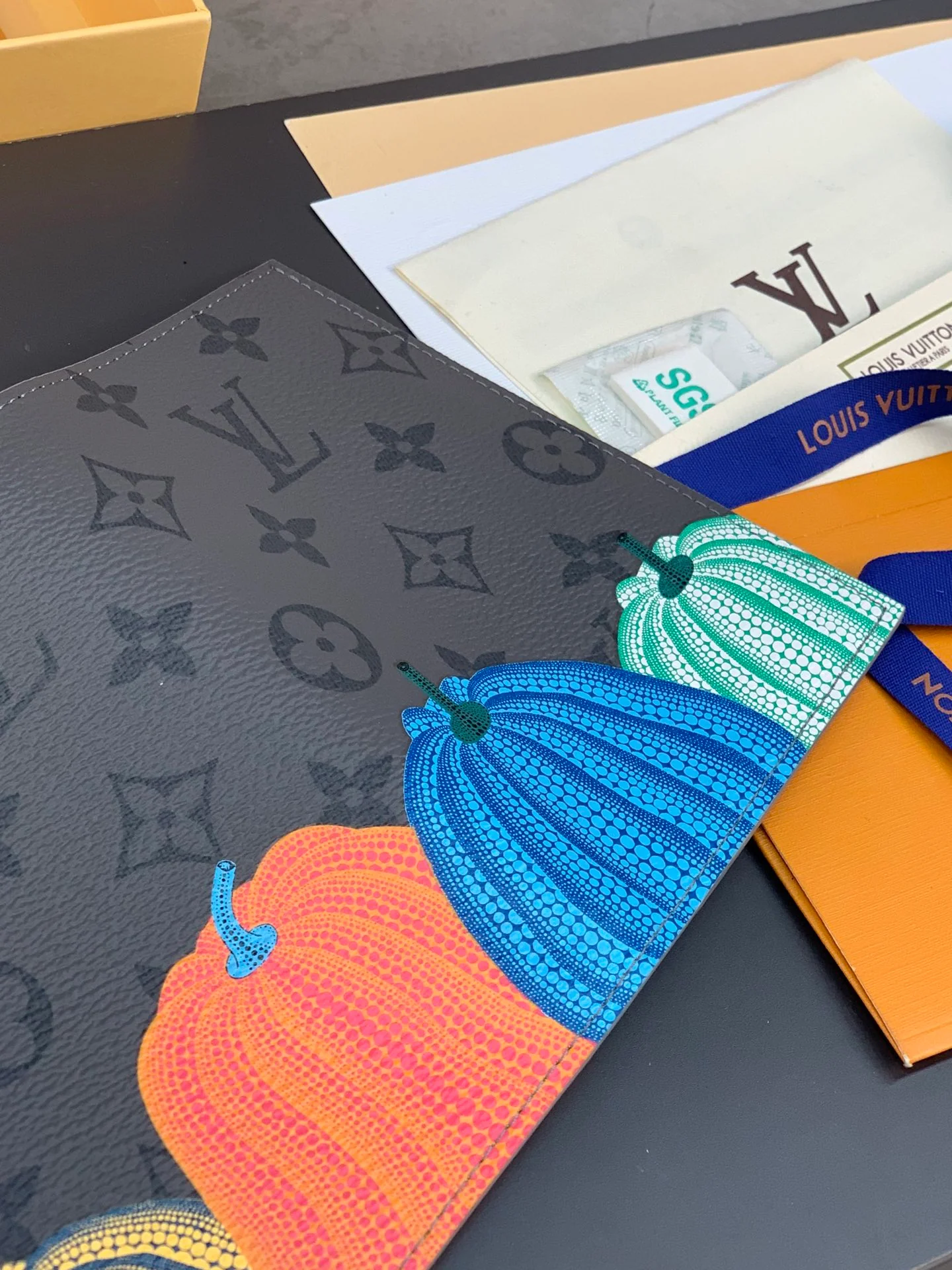 LV-m64502-Тыква lv-x-yk-Держатель для паспорта