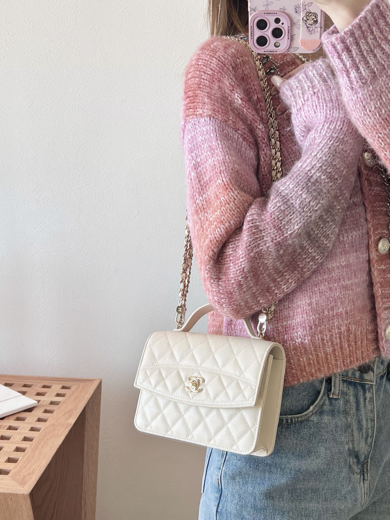 Рюкзак-мессенджер Chanel 25c - кремово-белый