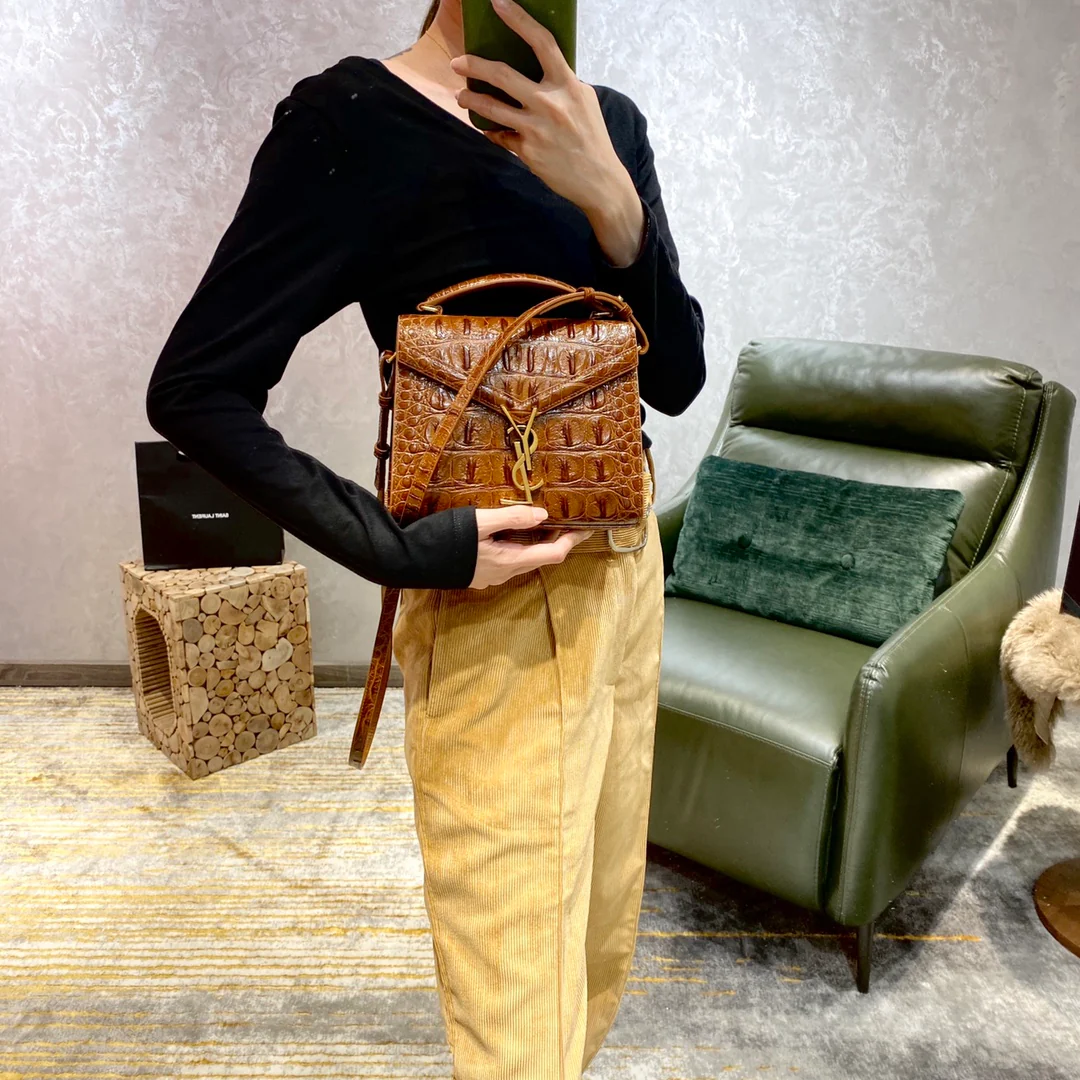 Обзор наряда YSL Cassandra с крокодиловым принтом - Часть 1