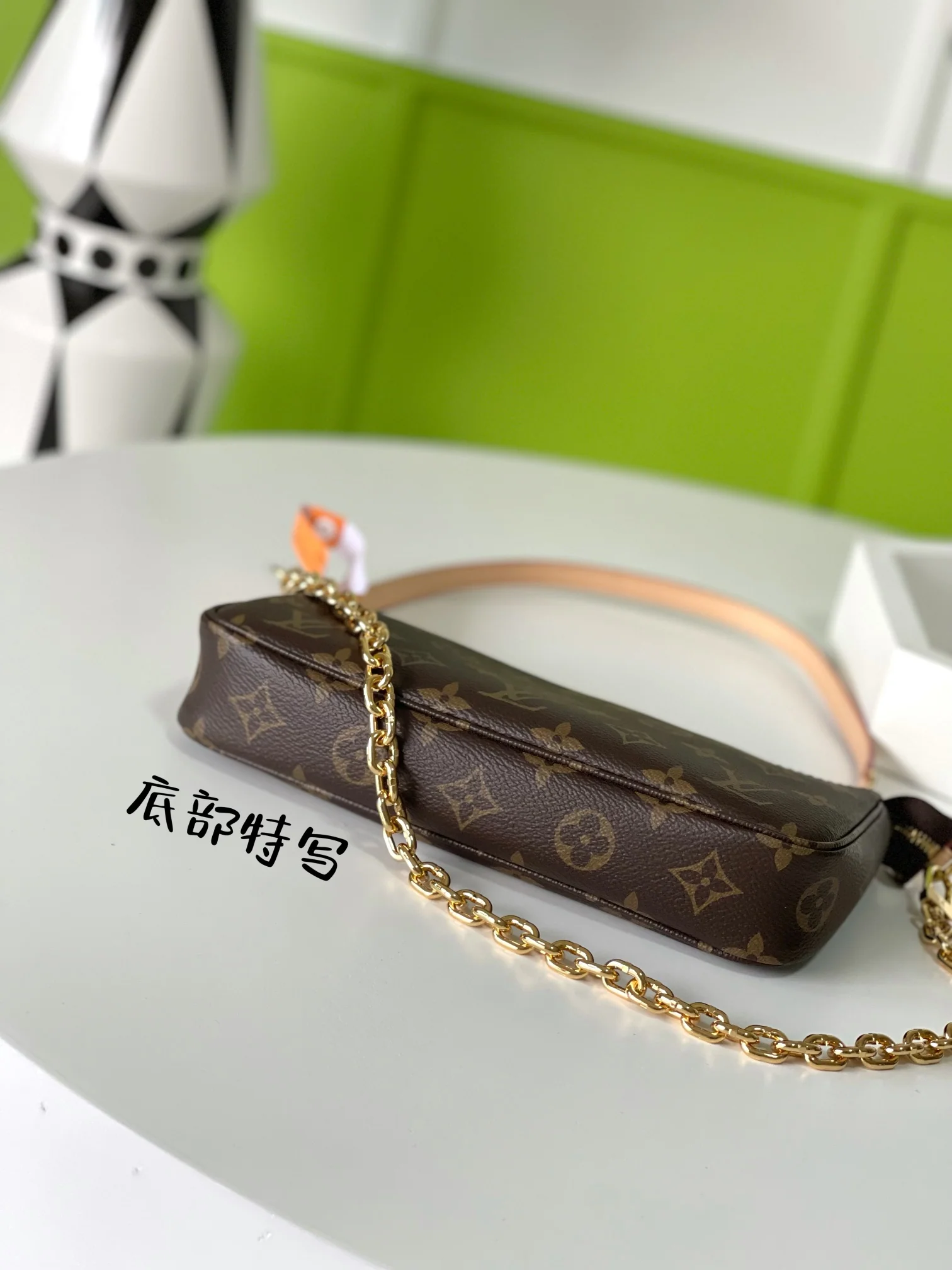 m82766-LV-pochette-accessoire-mahjong bag-handbag-shoulder-crossbody-body bag