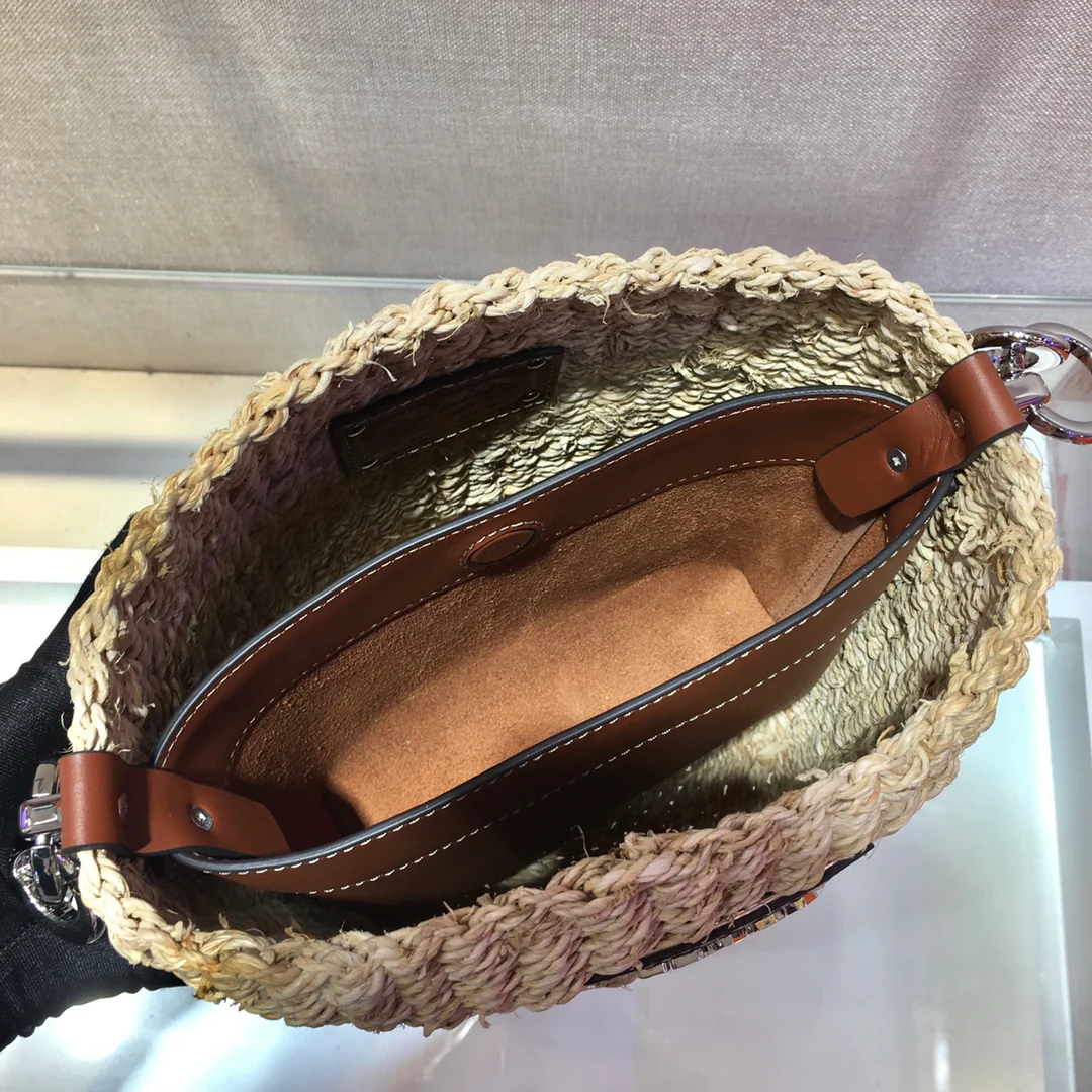 Prada - Сумка-ведро ручной работы из бамбука