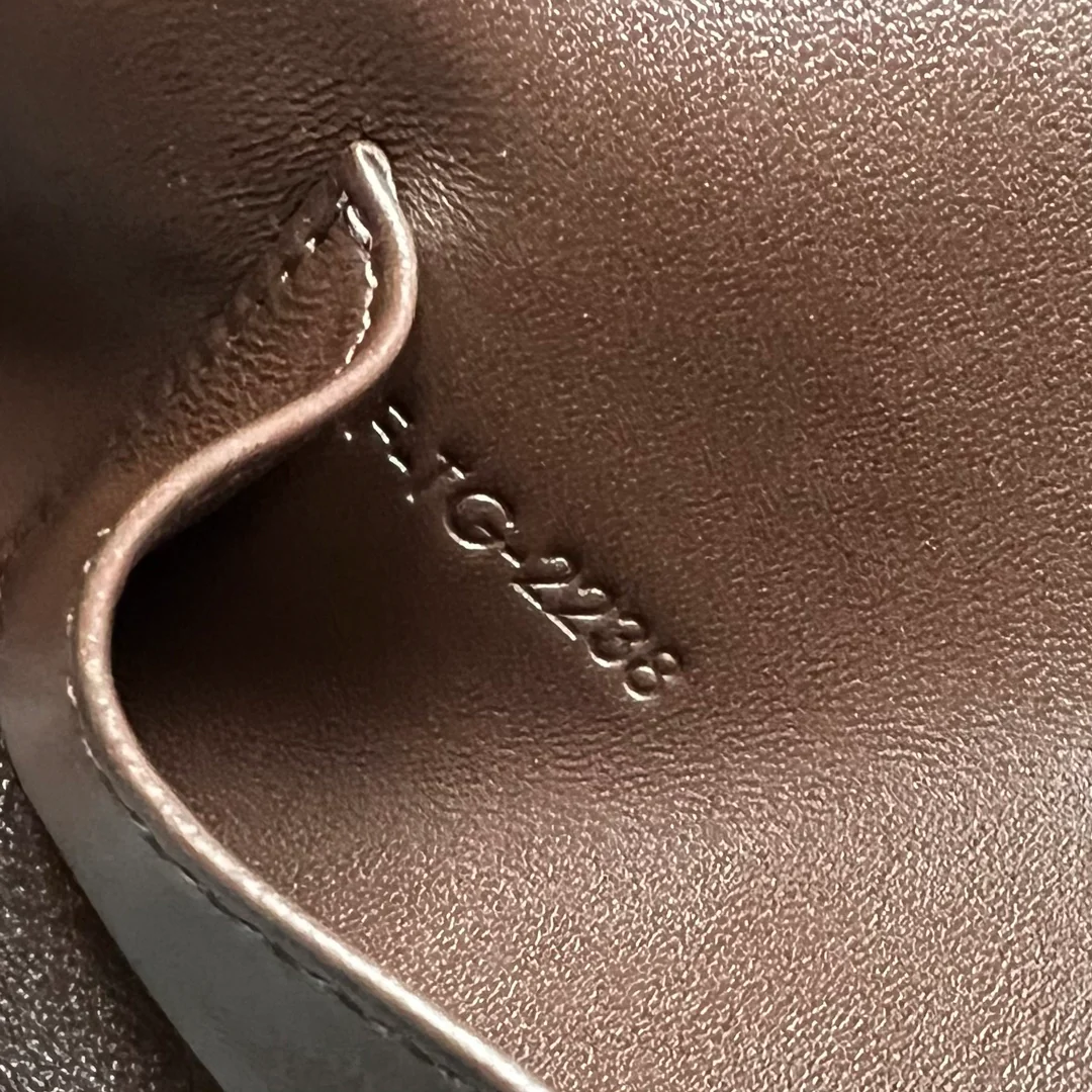 Сумка Celine New Newspaper Chain Bag - сумка через плечо с двойной цепочкой - коричневая