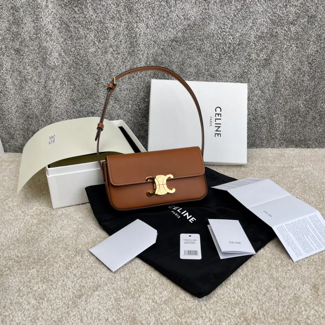 Сумка через плечо Celine Triomphe из коровьей кожи - коричневая