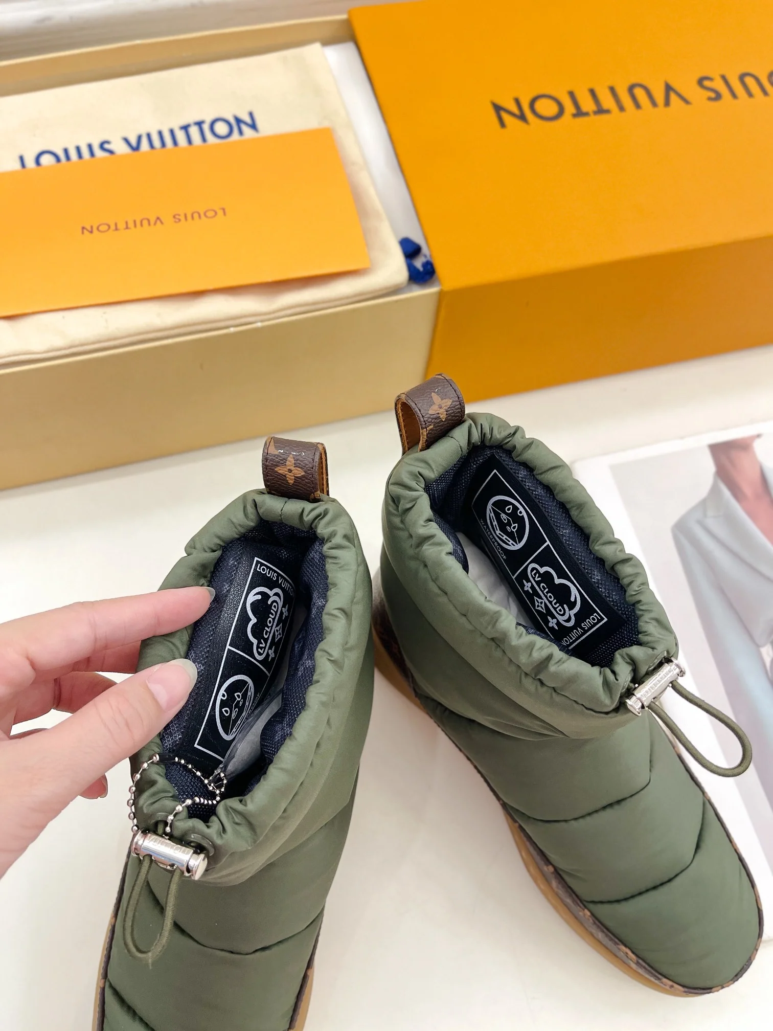 Снежные ботинки LV-2024 - зеленые