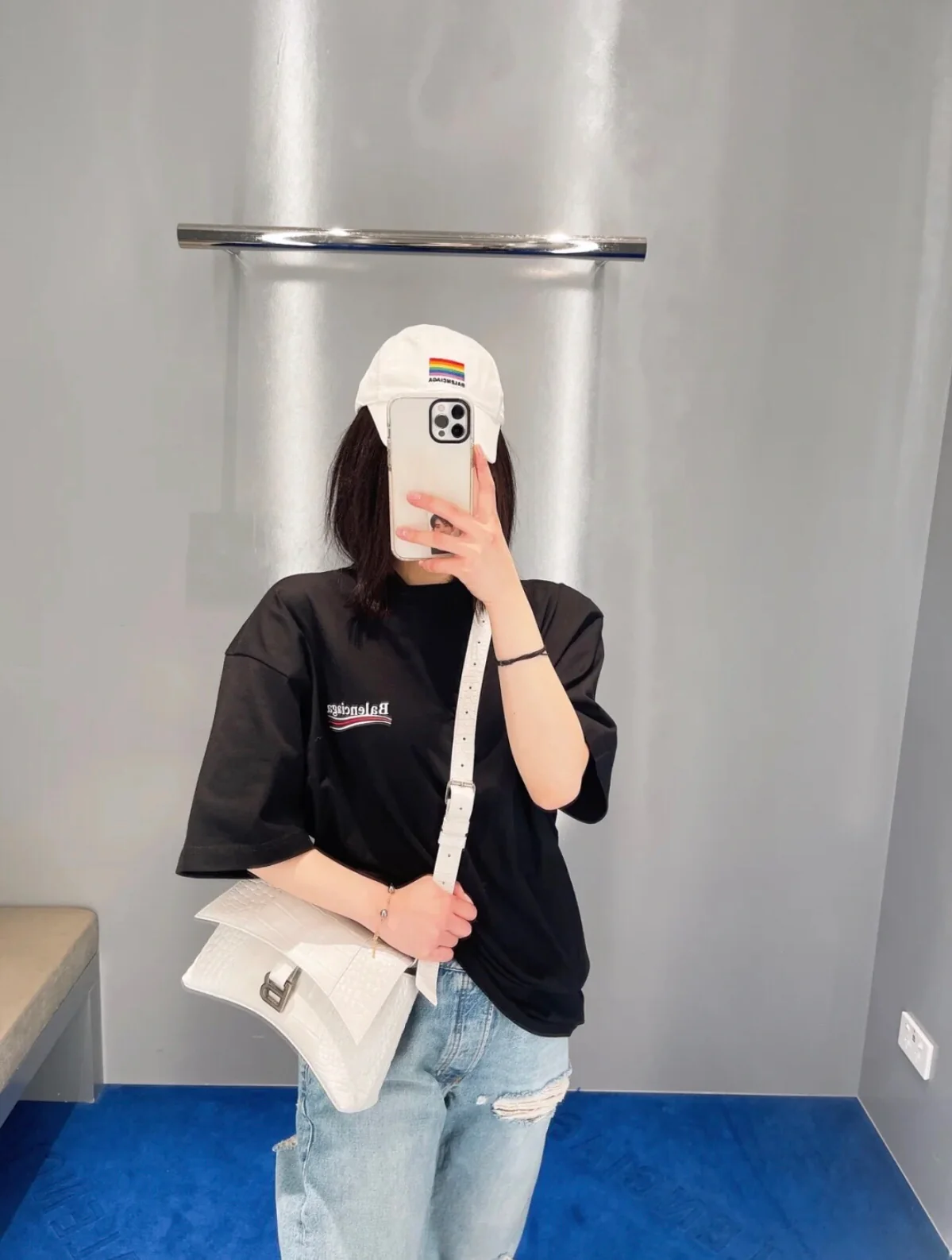 Сумка-кроссбоди Balenciaga Hourglass - 1 шт.