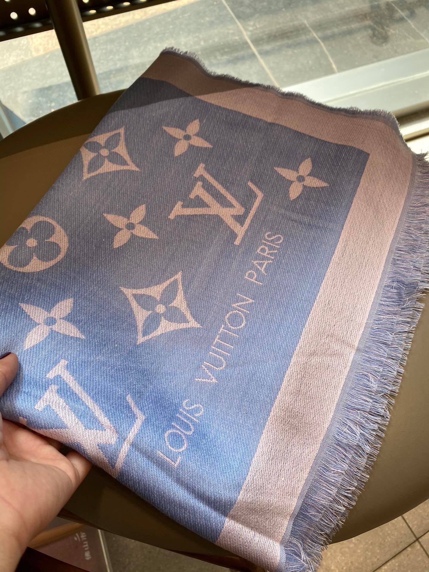 Шерстяной жаккардовый шарф LV - 75-200 см