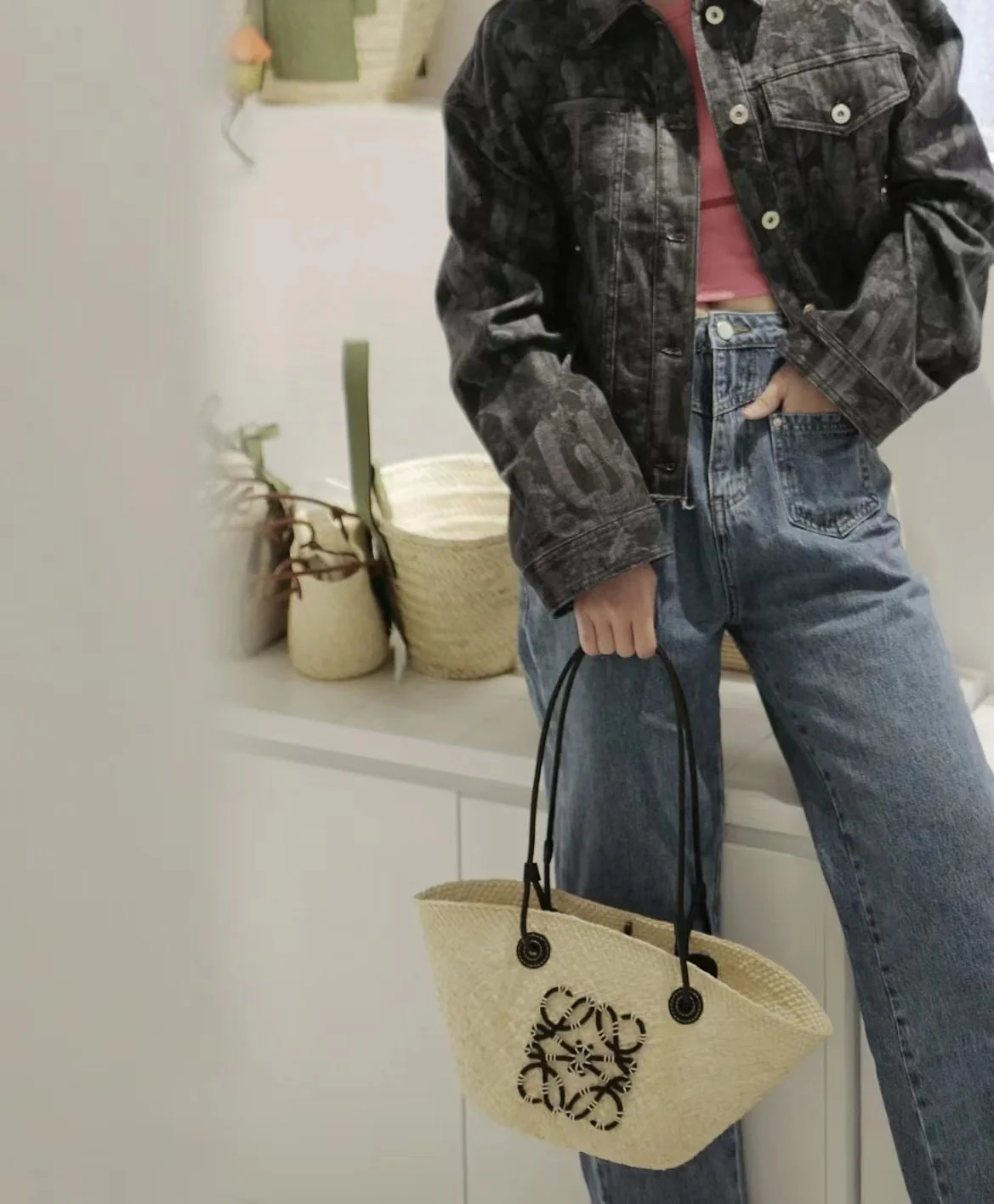 Соломенная сумка Loewe - маленькая