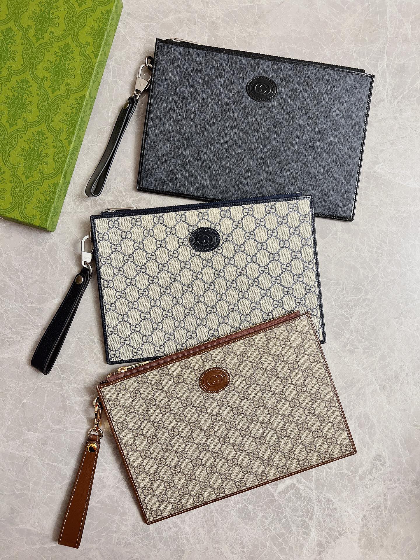 Gucci-新款老花手拿包