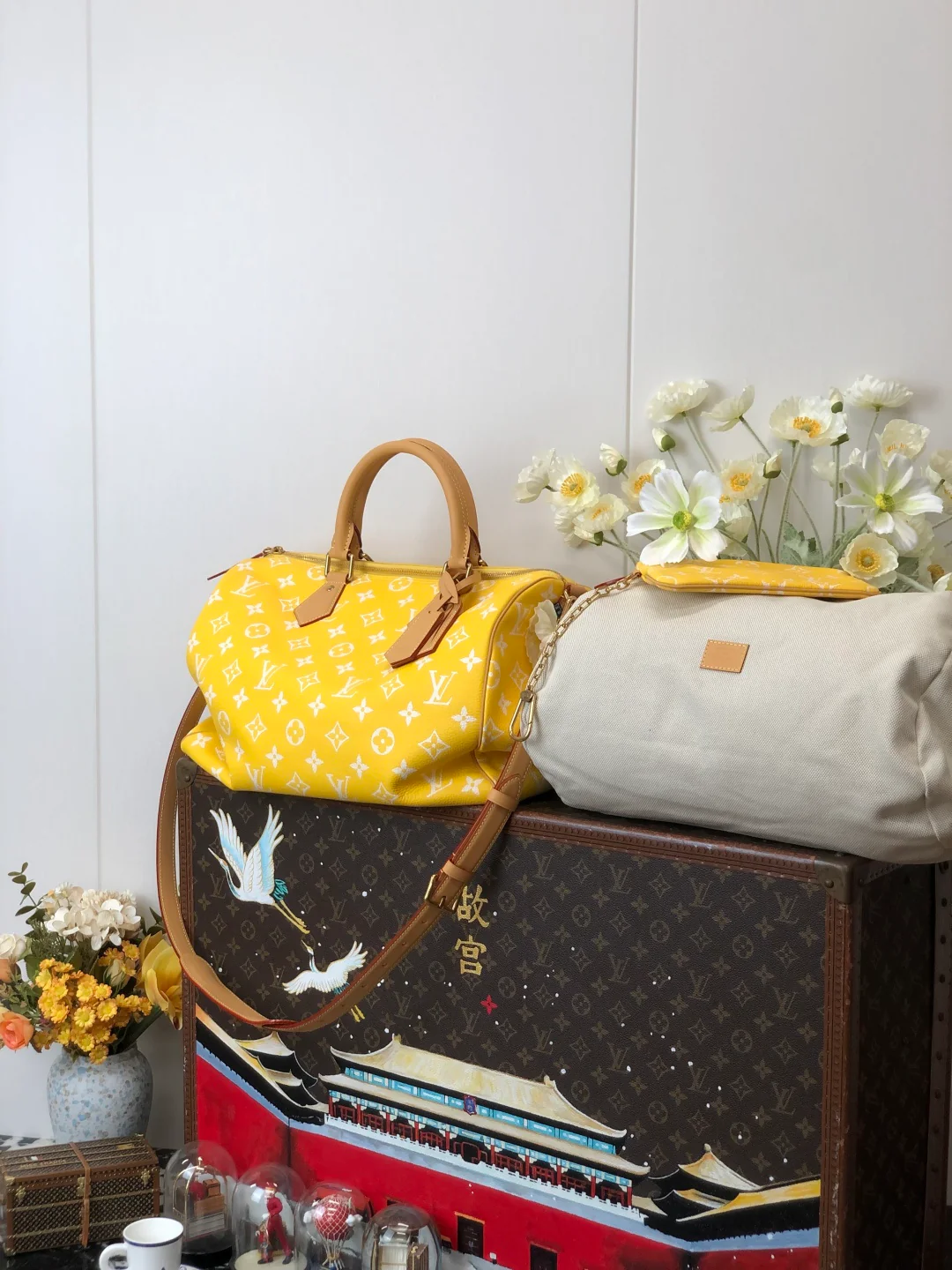 LV-m24428-speedy-p9-bandouliere-Sun Yellow