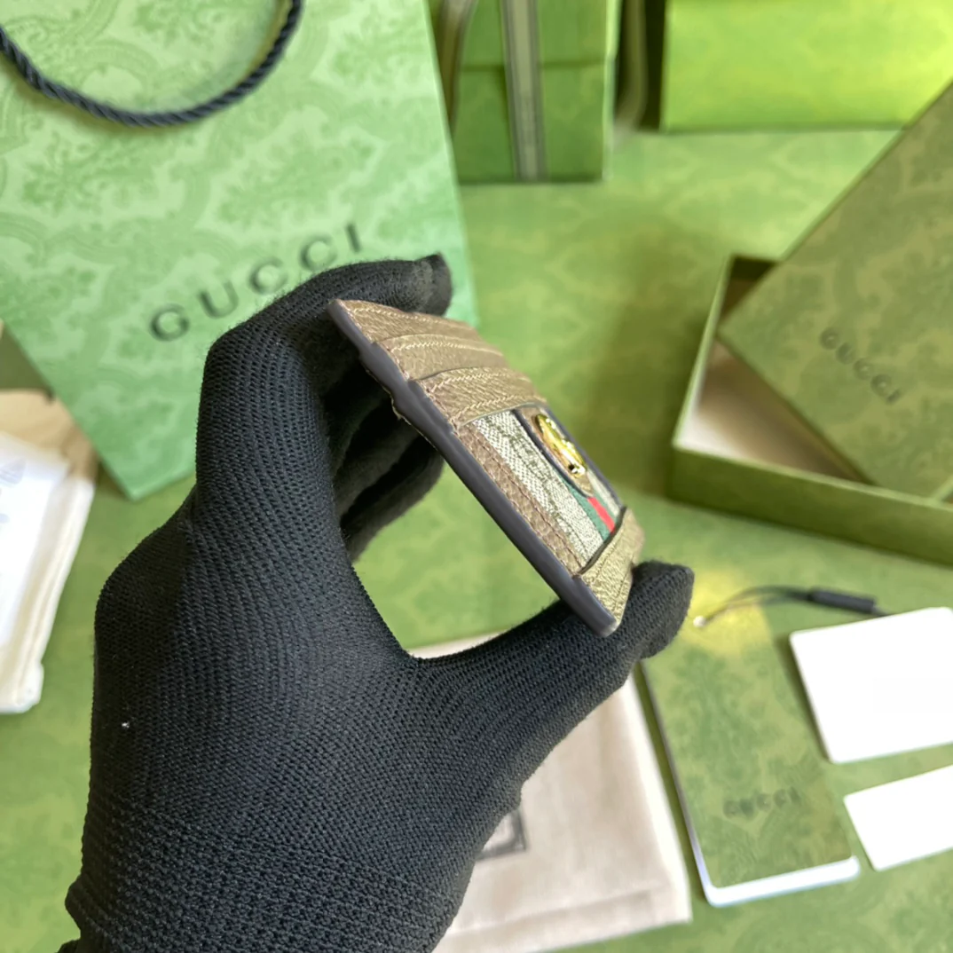 Gucci 卡包／卡片夹／名片夹