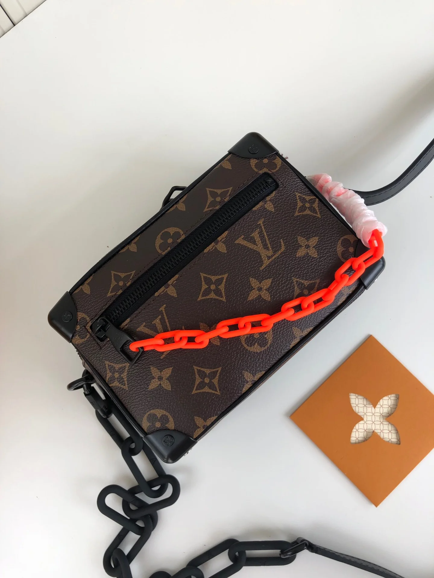 m44480-LV-mini-soft-trunk-unisex style