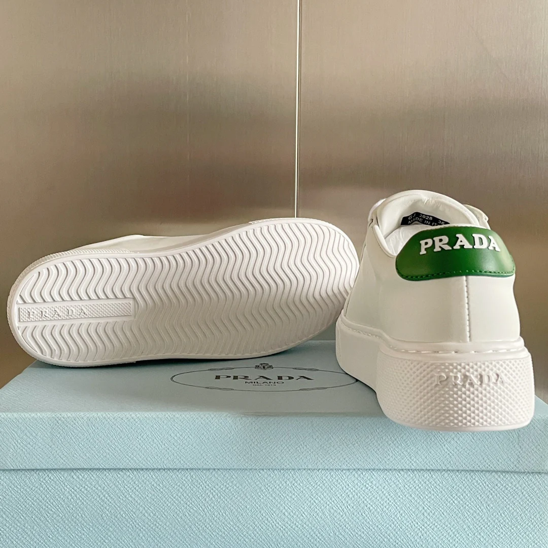 Новые поступления Prada ранней весной 2022 года - Повседневные туфли на платформе - 2