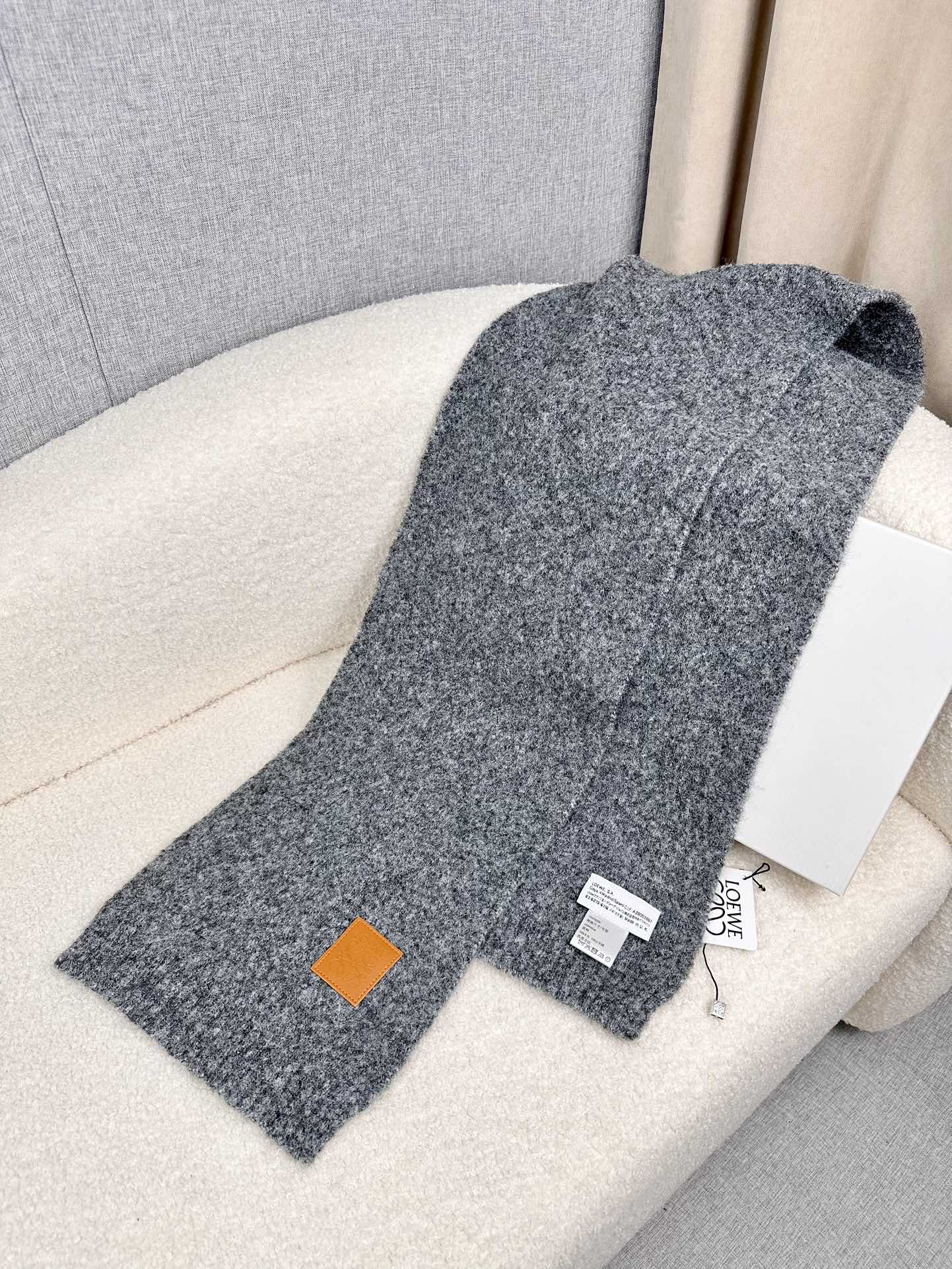 Однотонный кашемировый шарф Loewe 2024 - 170-25