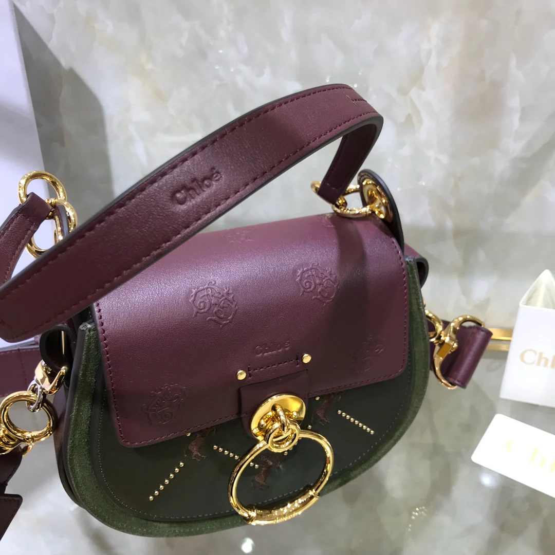 Сумка через плечо Chloe-tess - вышивка в виде шпор.