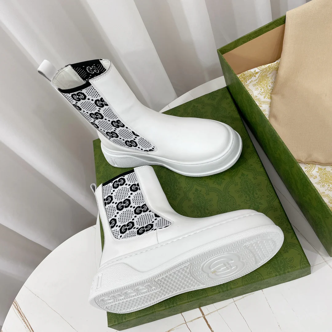 Новинка сезона осень/зима 2022 от Gucci - Ботинки челси - Белые