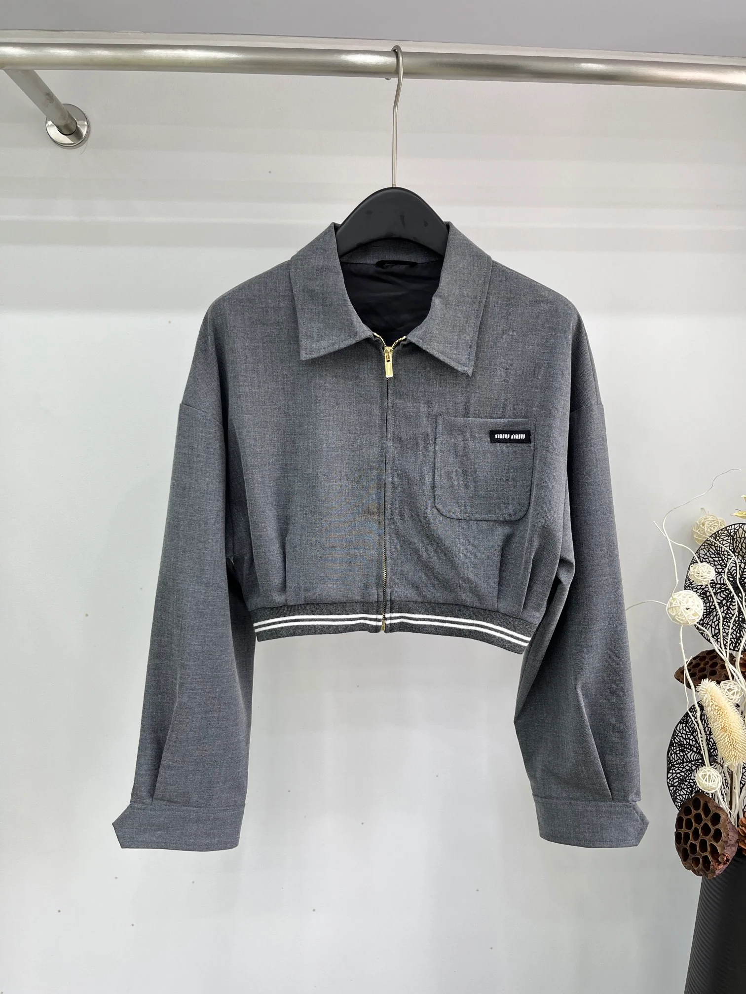 Miu Miu-2404 - Изысканный жакет с высокой талией