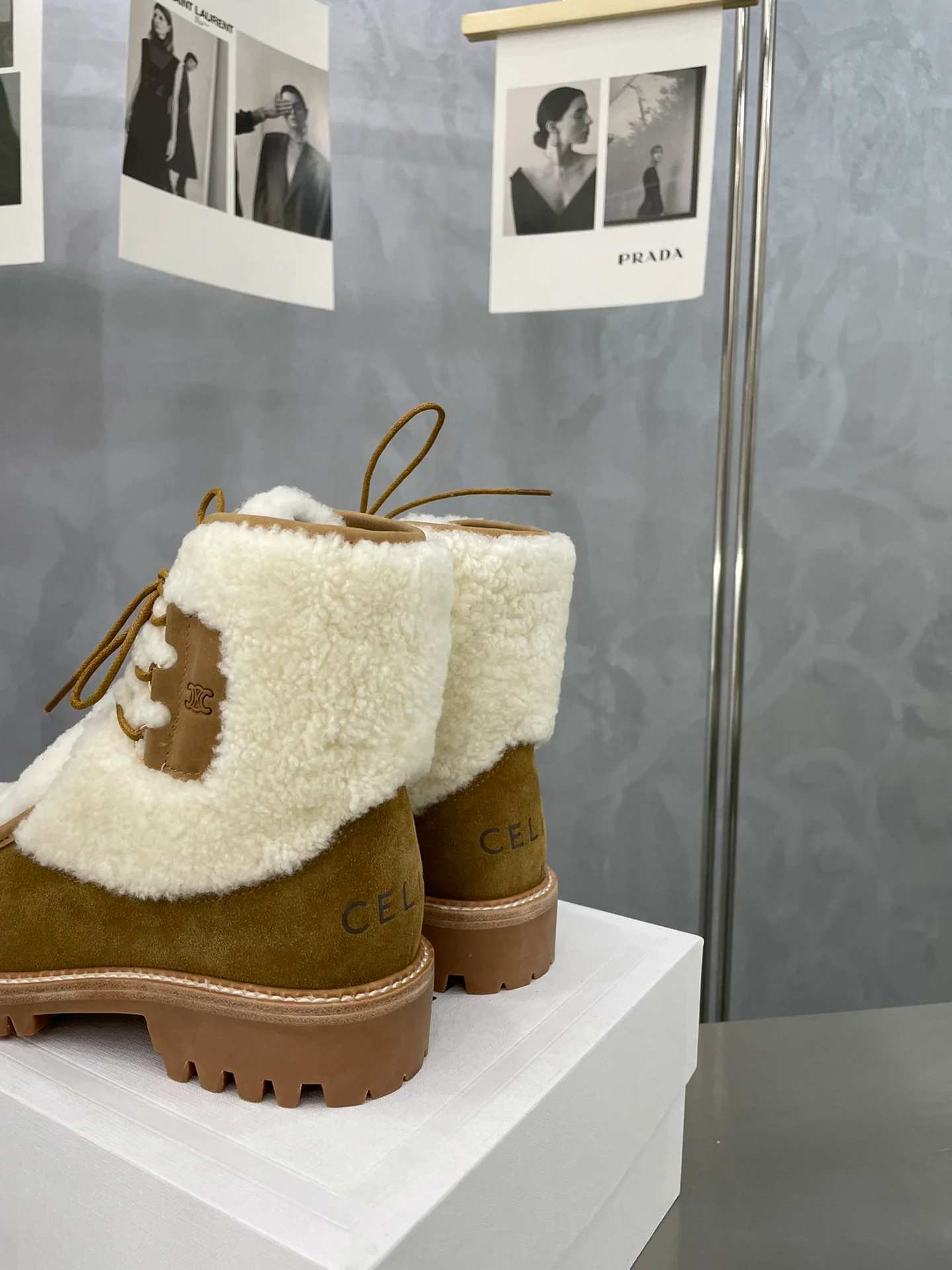 Celine - Сапоги для верховой езды из овчины - Модель унисекс