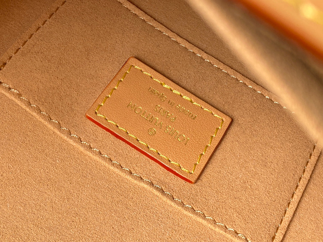 lv-m57394-dauphine-Daphne Мини-сумочка