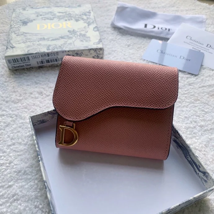 Dior Saddle 马鞍三折短夹