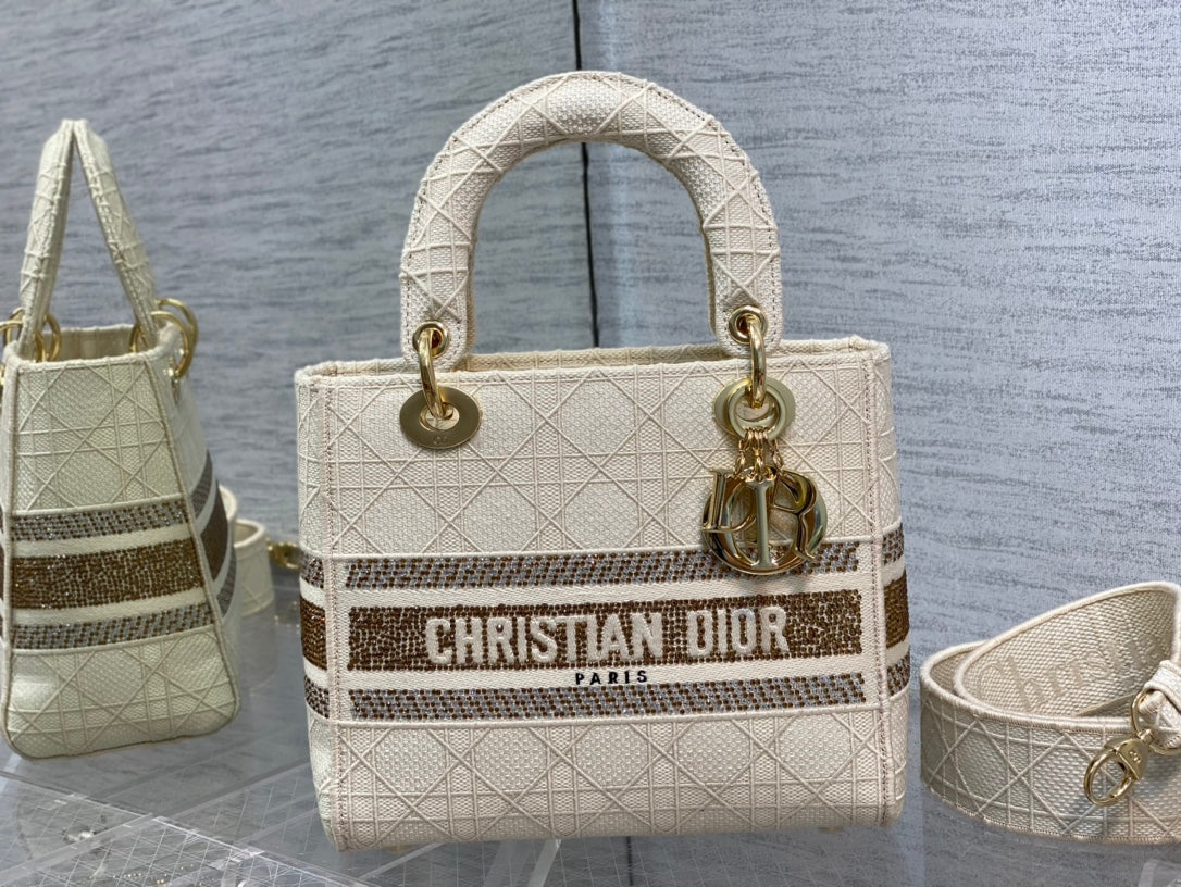 Сумка Dior Lady D Lite - вышивка белым золотом - 24 см