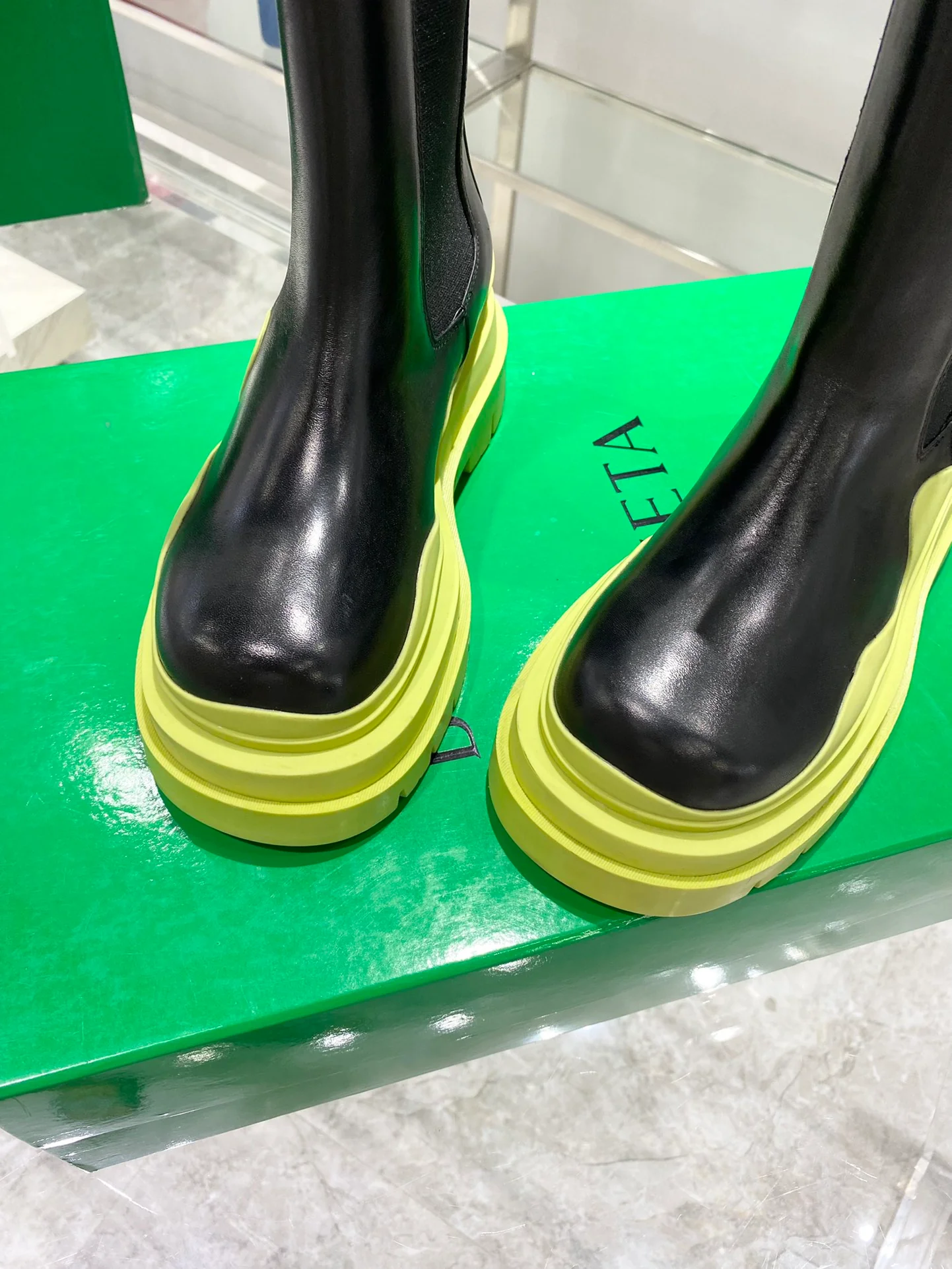 Обувь BV - BV - желтая подошва - до середины икры - ботинки Martin на платформе - 1