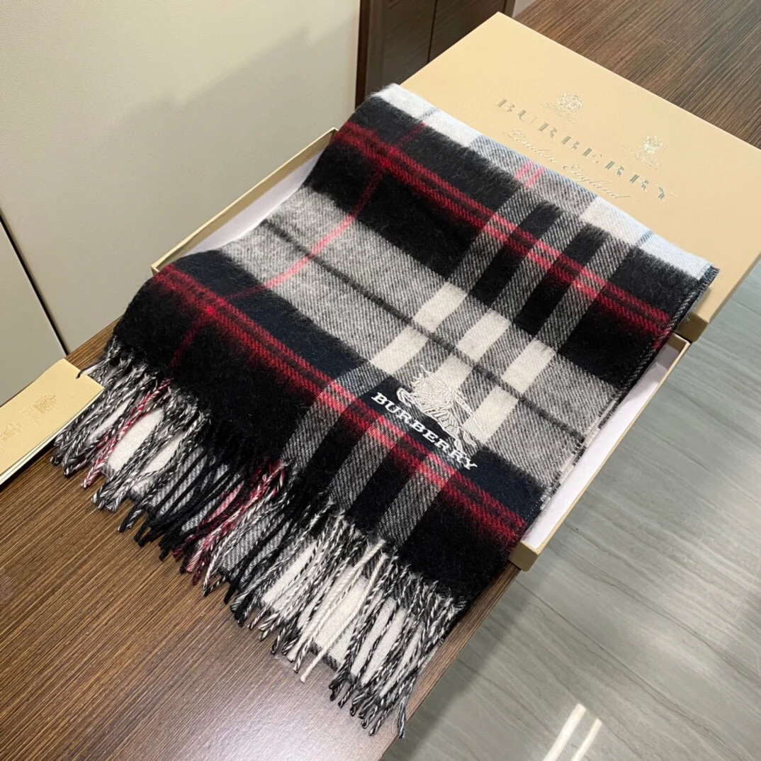 Burberry - Шарф унисекс