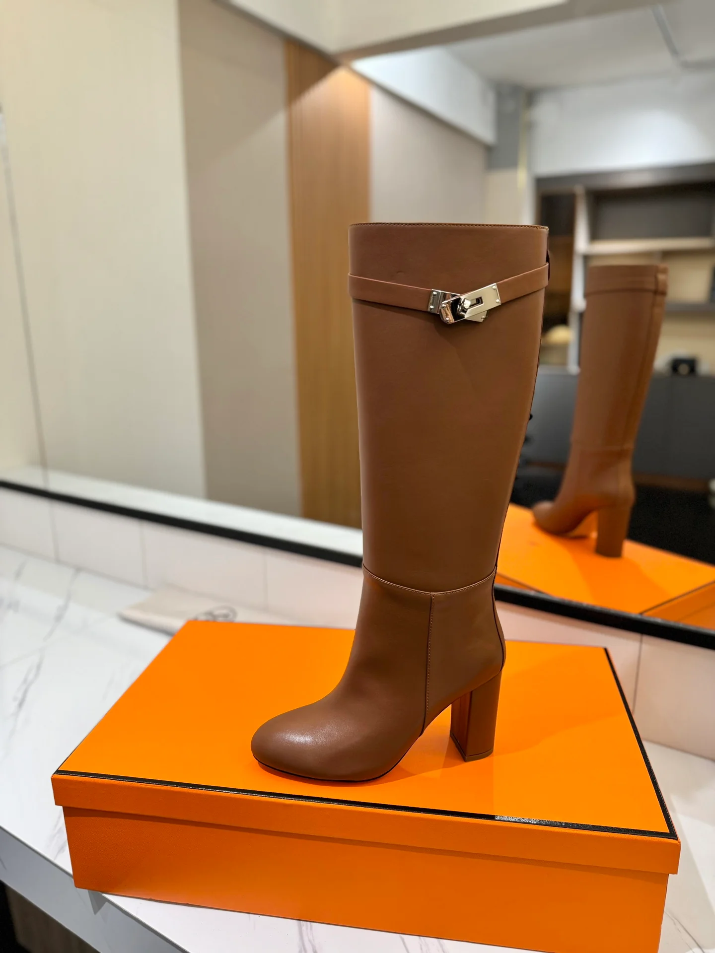 Сапоги для верховой езды Valen V-2024, темно-коричневые.