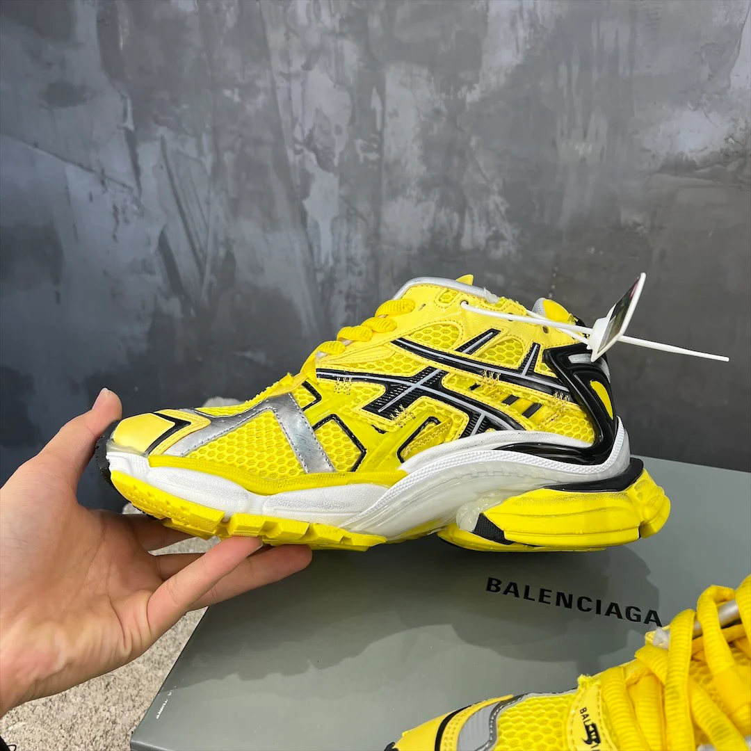 Кроссовки Balenciaga Runner - Унисекс - Флуоресцентно-желтые - 1