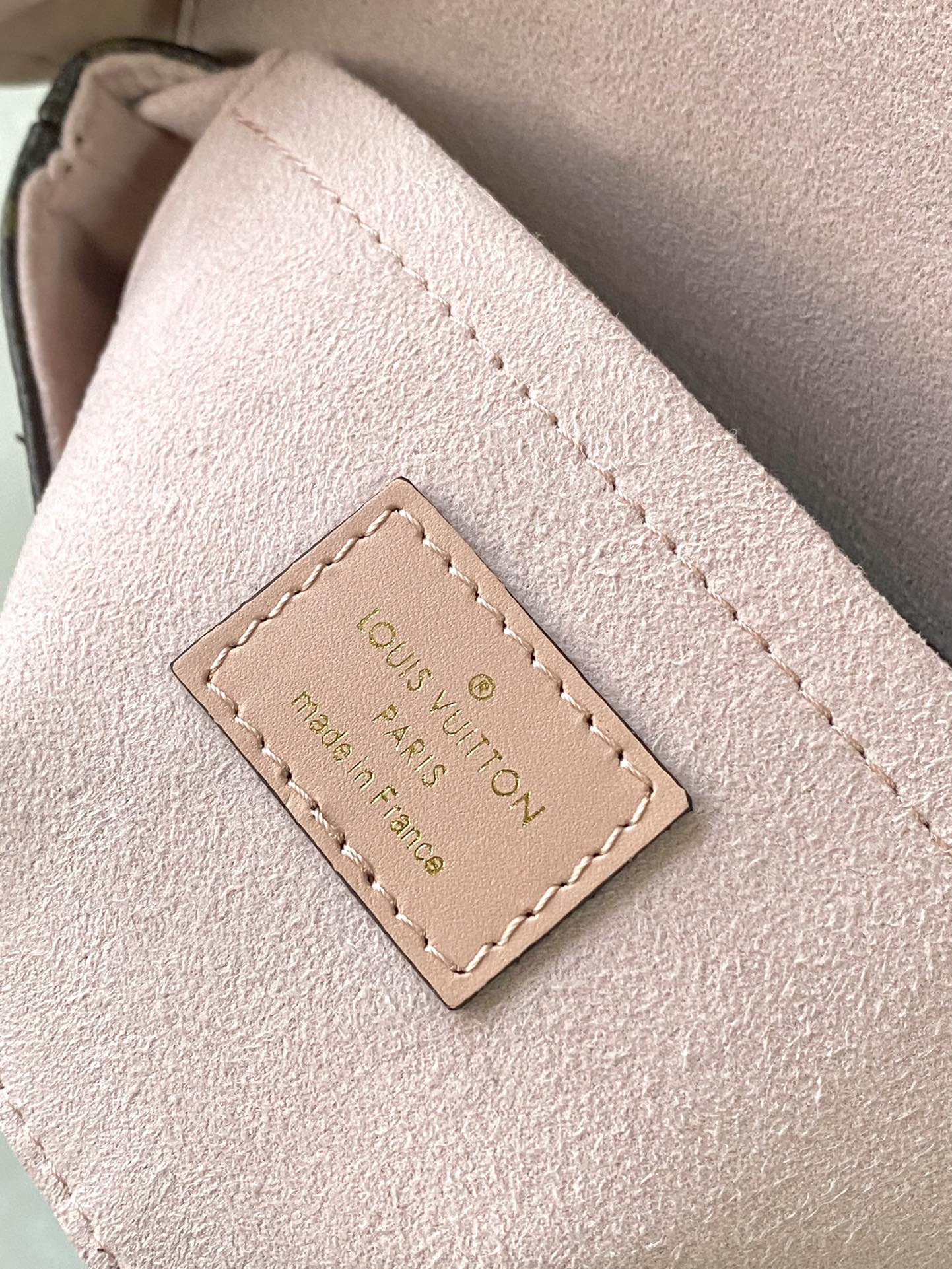 m44080-LV-locky-bb-shoulder bag-handbag-pink