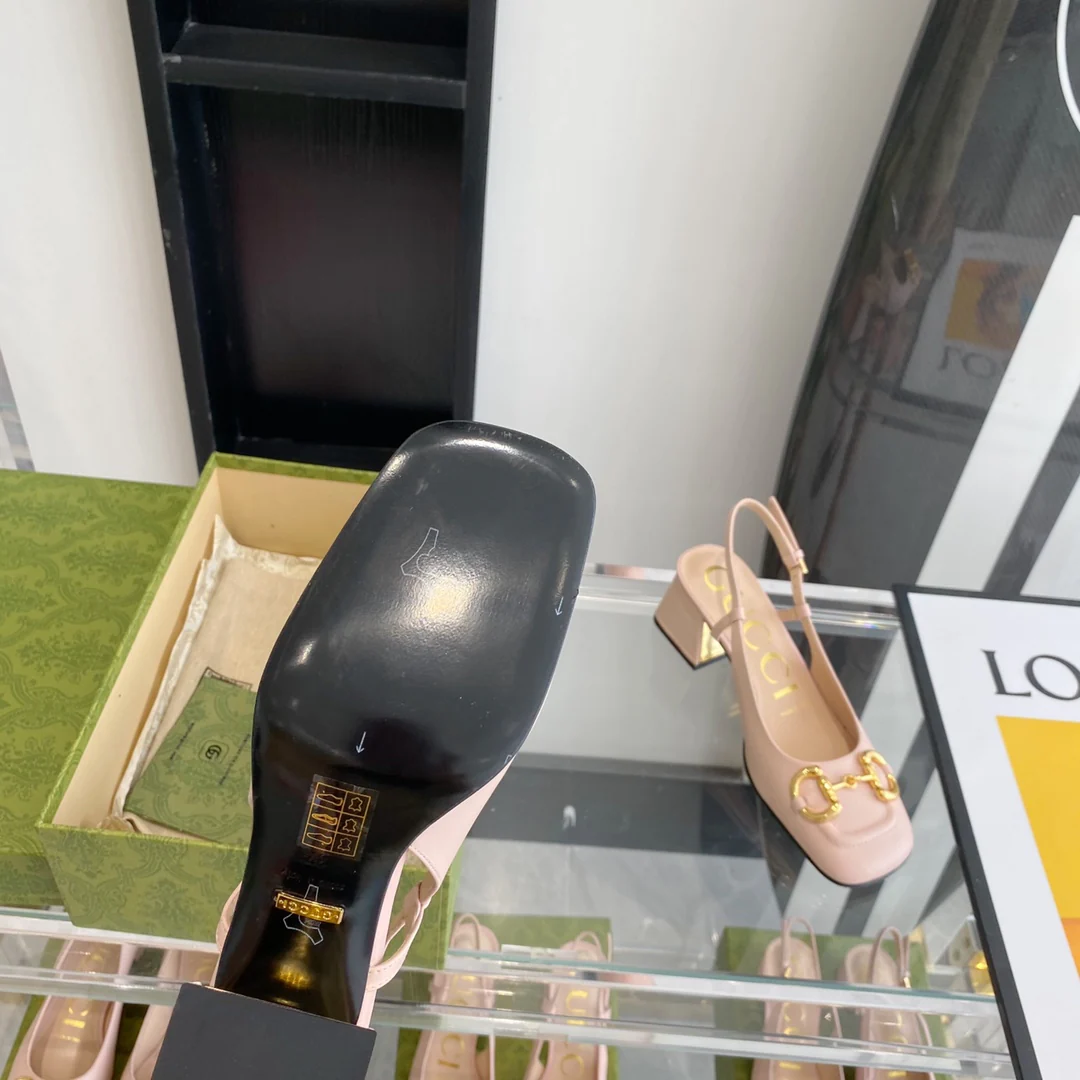 Сандалии Gucci в стиле ретро с квадратным носком и массивным каблуком - 1