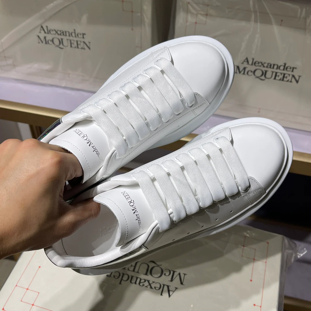 Классические белые кроссовки McQueen - унисекс - серебристый каблук с зеркальной отделкой