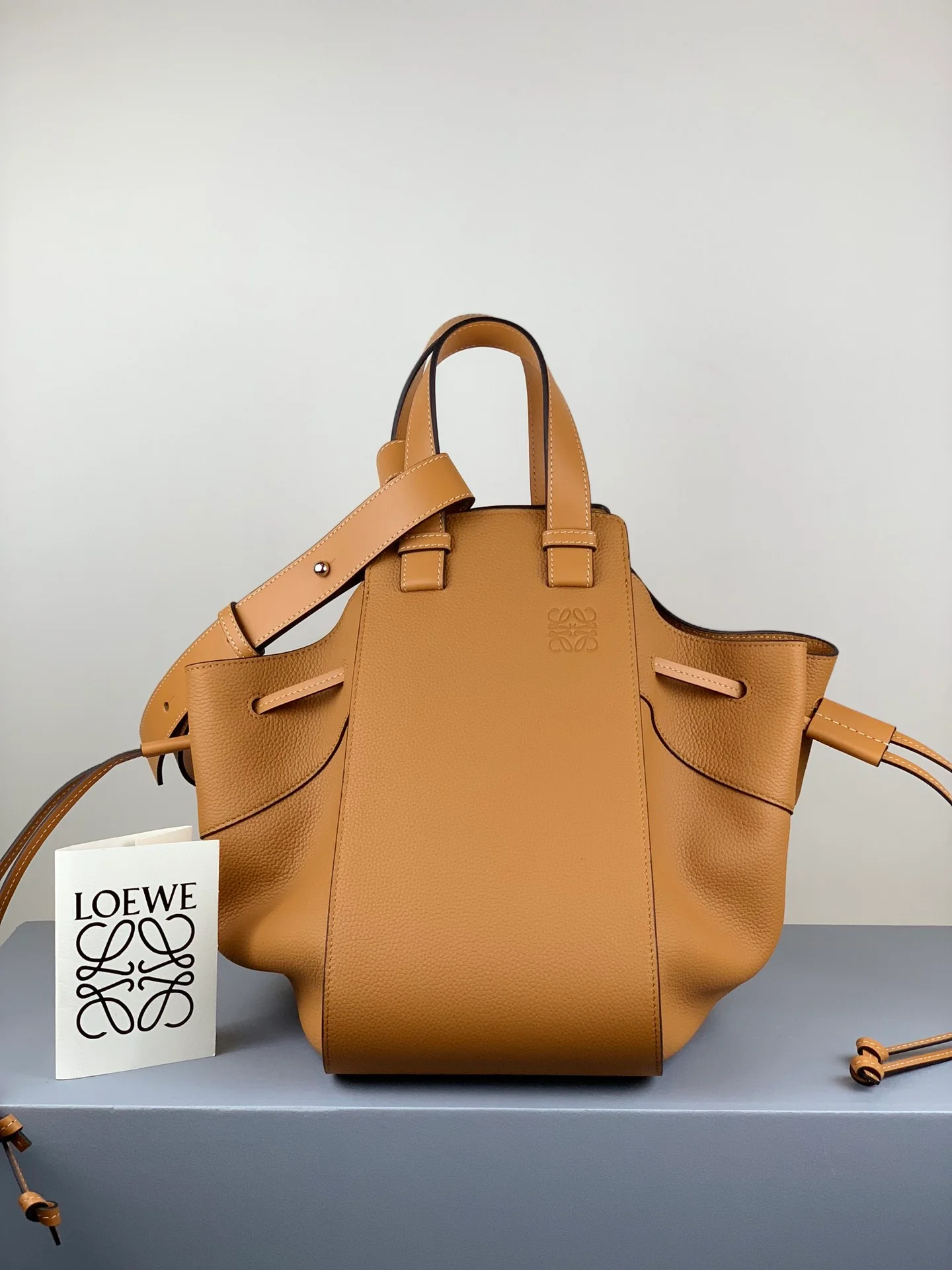 Гамак Loewe, средний размер, 33-28-16-см-19