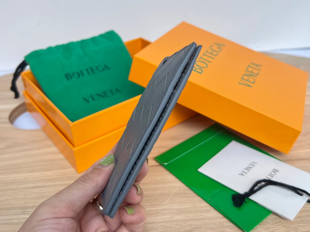 BV-中格 编织 卡夹 卡包 牛皮 11x7.5cm