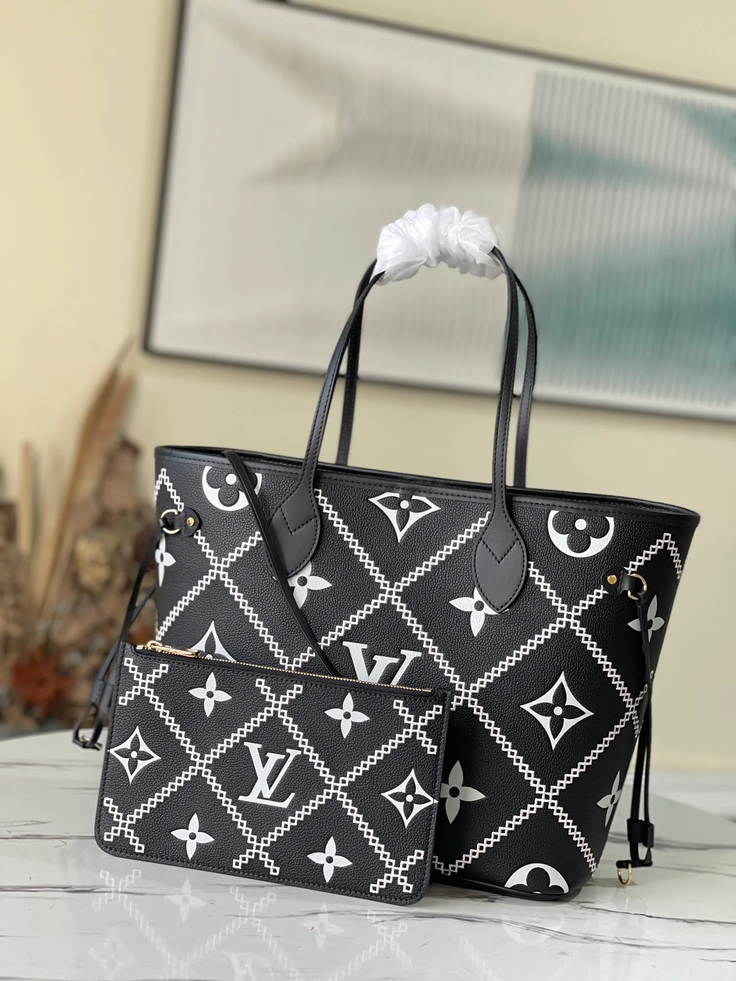 m46040-LV-2022-Весенняя коллекция-Neverfull-Сумка-Черная