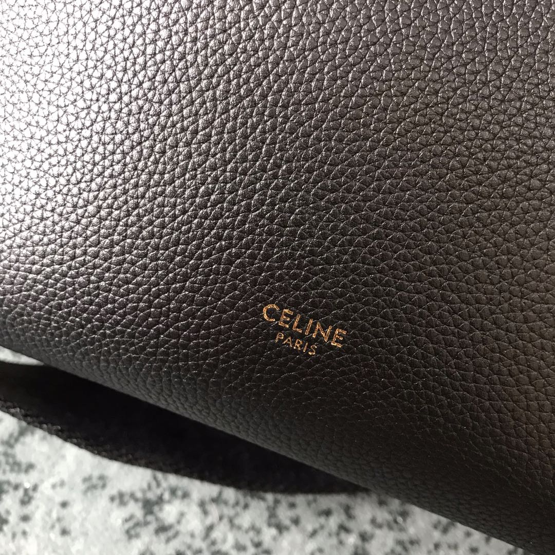 Сумка-ведро Celine Sangle, узор ?Личи?, маленькая, черная