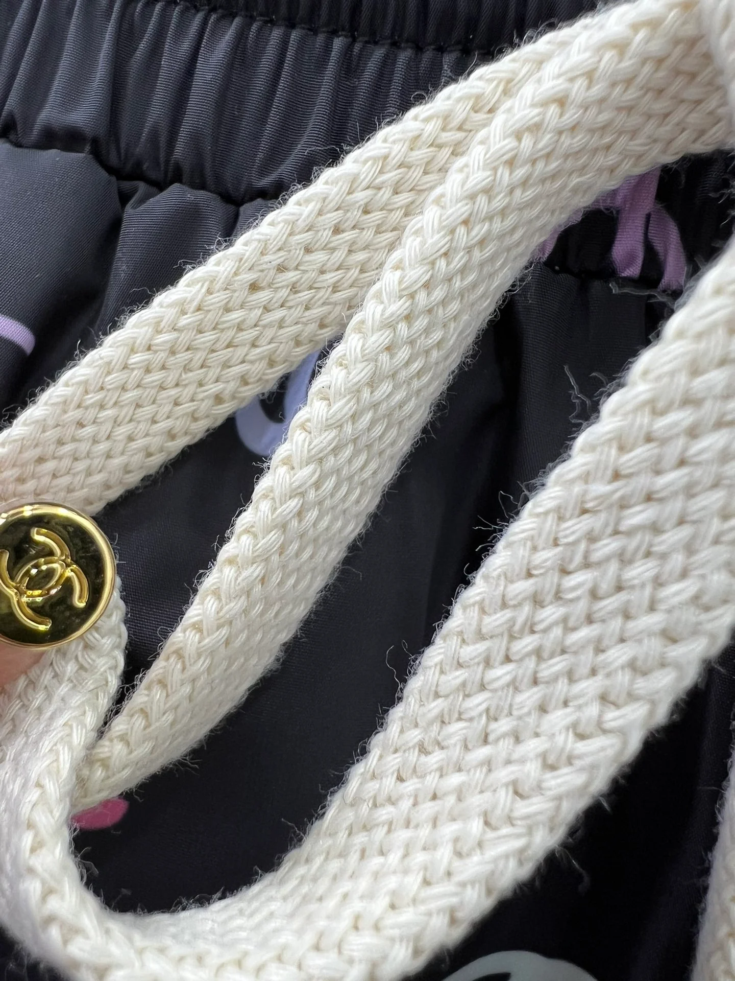 Солнцезащитный костюм Chanel 2404 с принтом - черный