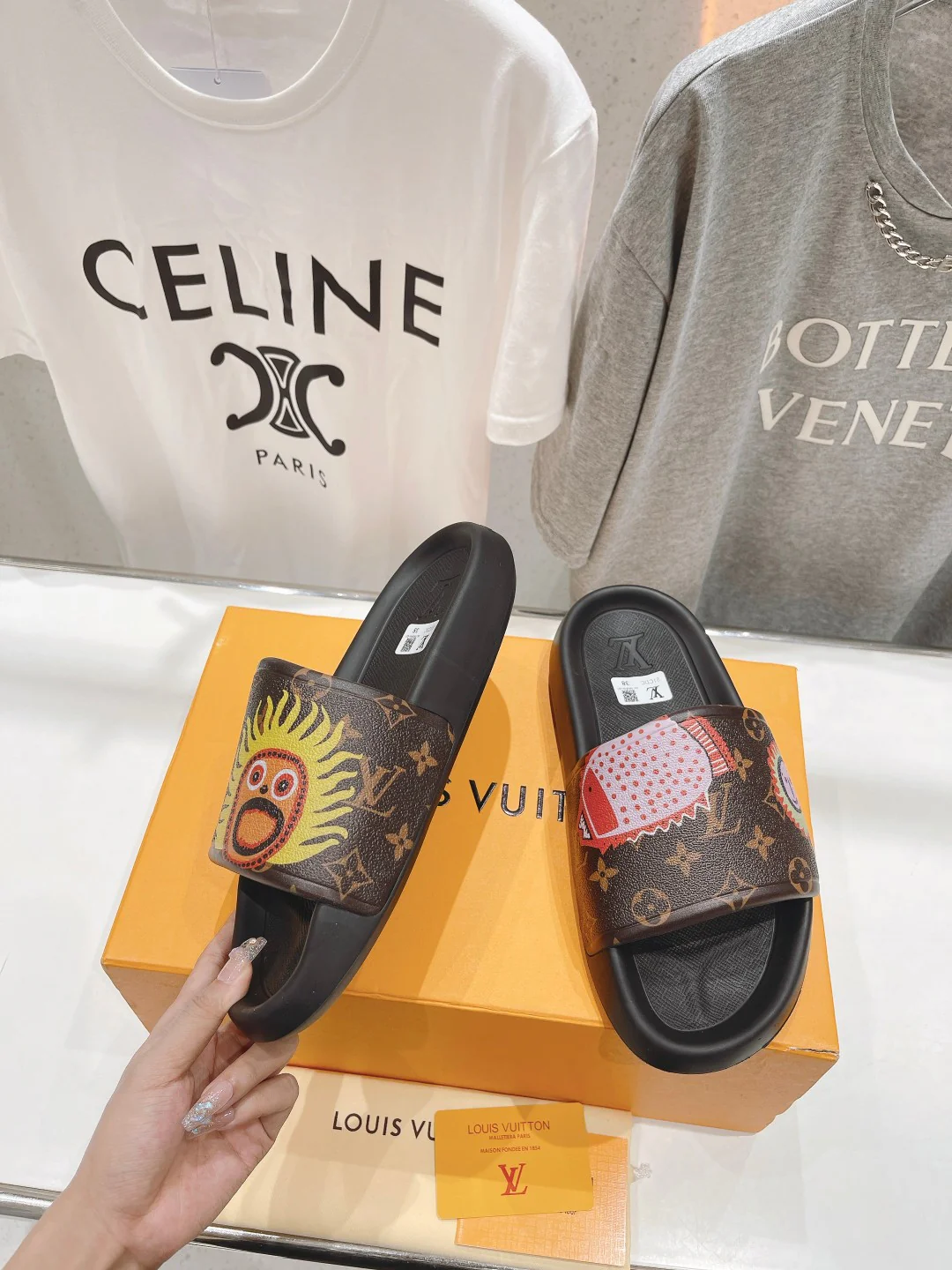 Новинка весны/лета 2023 года - Повседневные пляжные сандалии без шнурков - С рисунком солнца