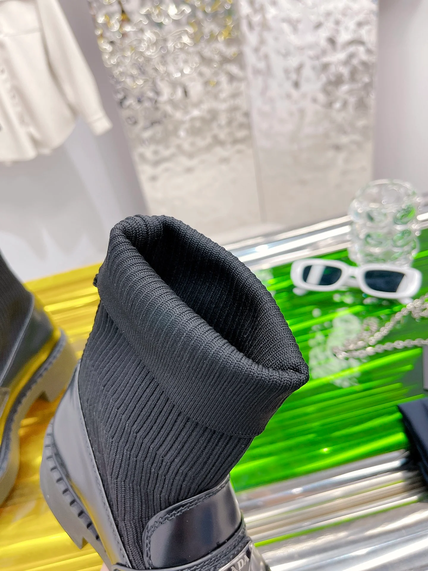 Prada - Новинки сезона осень/зима 2021 - Ботинки-носки