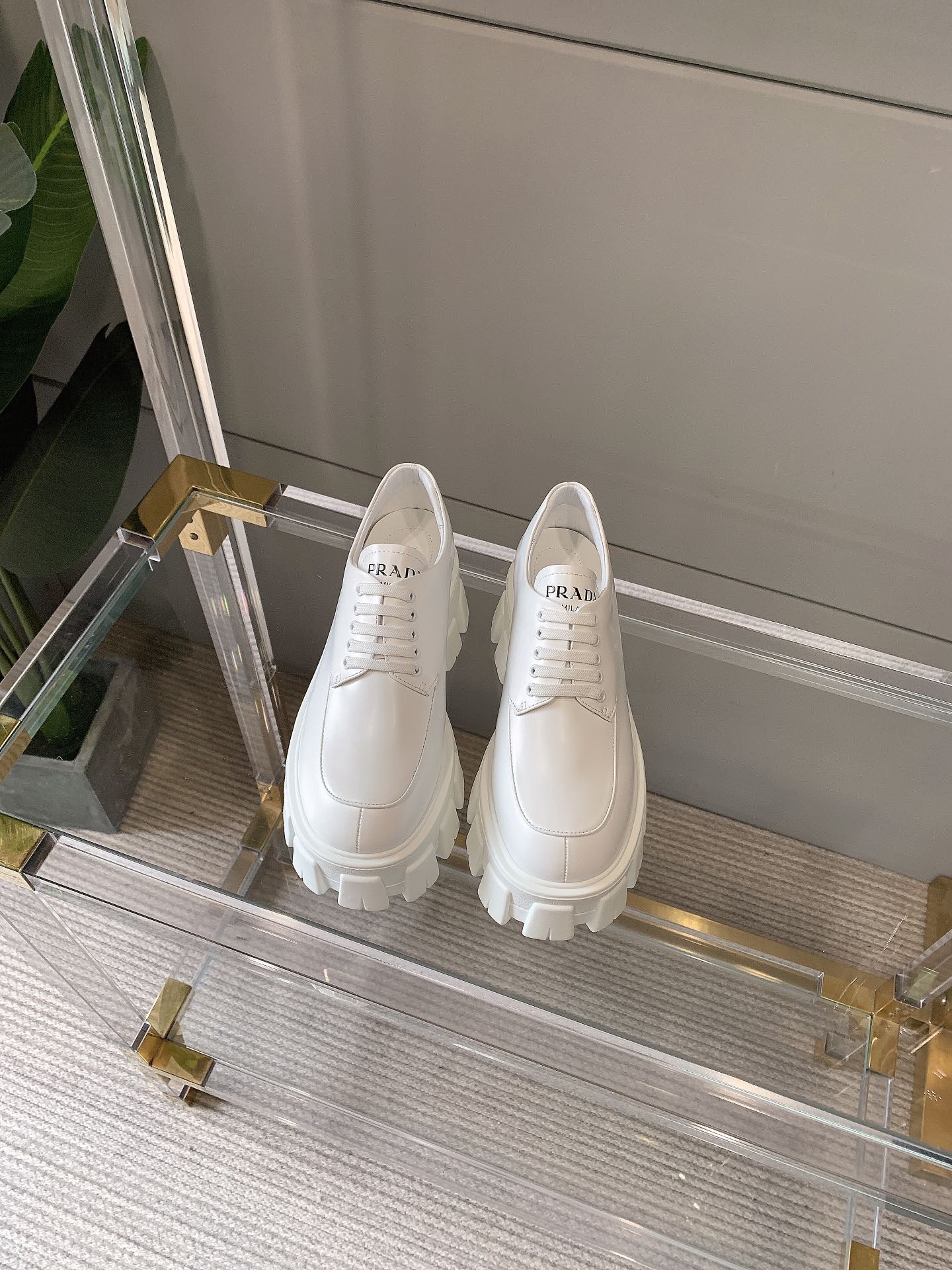 Prada - Туфли на платформе - Кожаные туфли - Белые