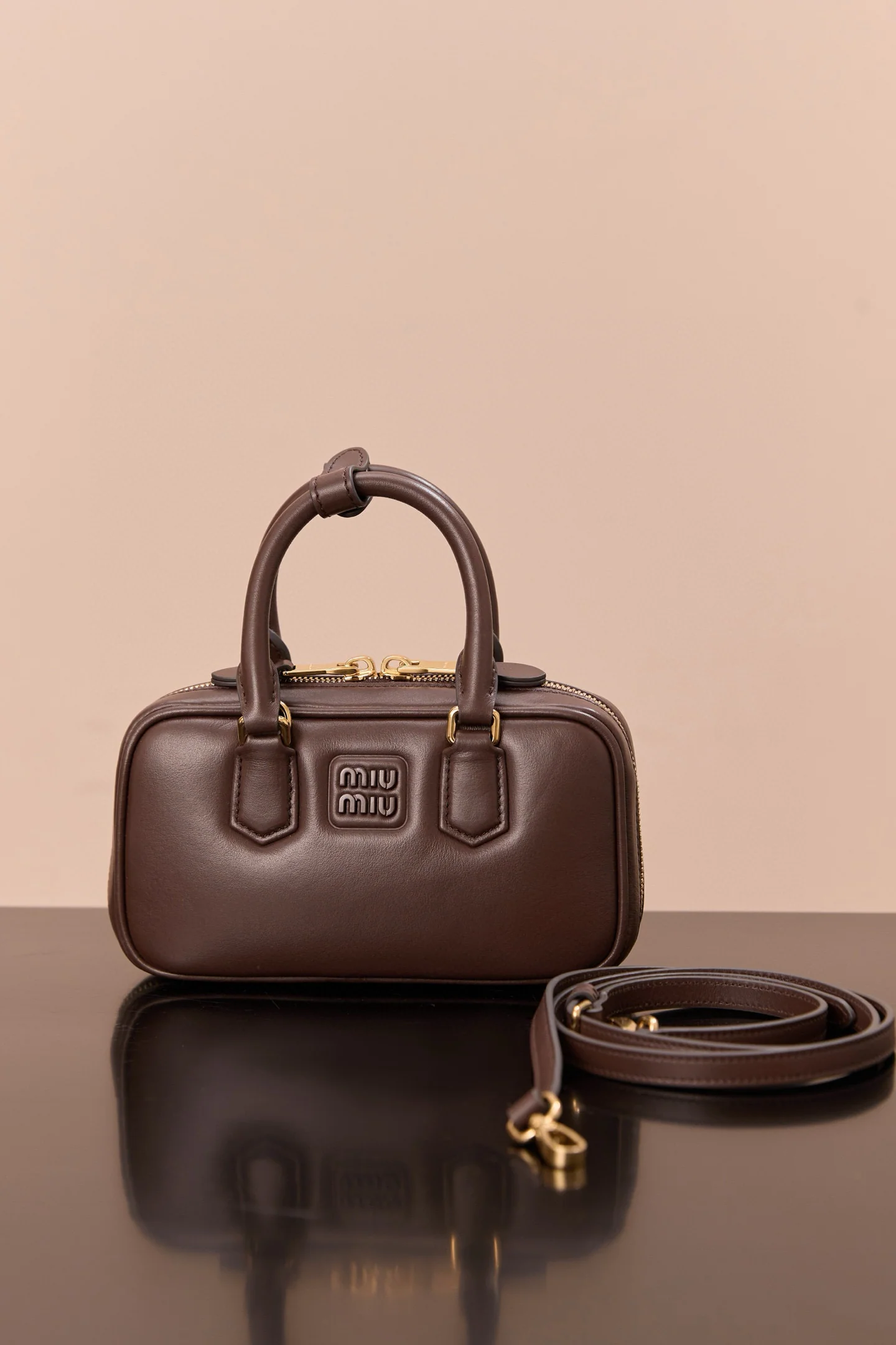 Miu Miu - Маленькая сумочка из телячьей кожи - Цвет 