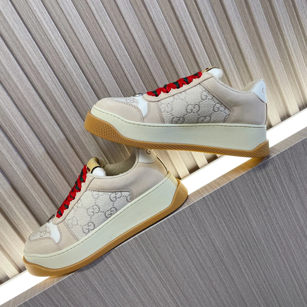 Новинка Gucci 2023 года - Туфли на платформе Dirty Shoes - Бежевые