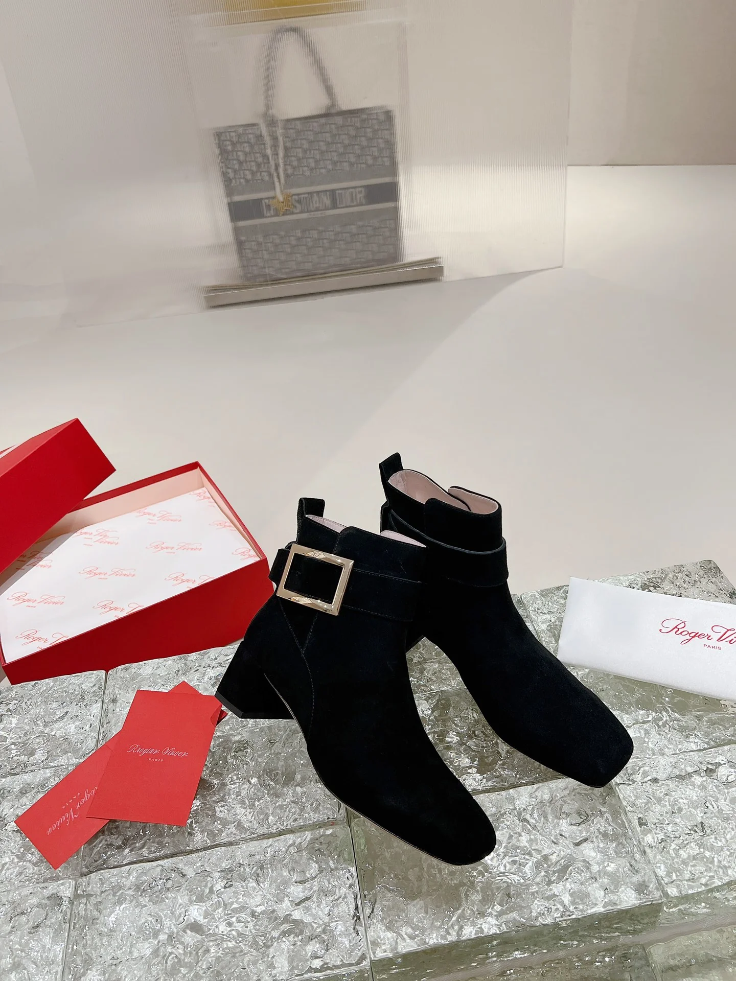 Ботильоны с квадратным носком и пряжкой - 2024 - Замшевые кожаные ботильоны - Черные