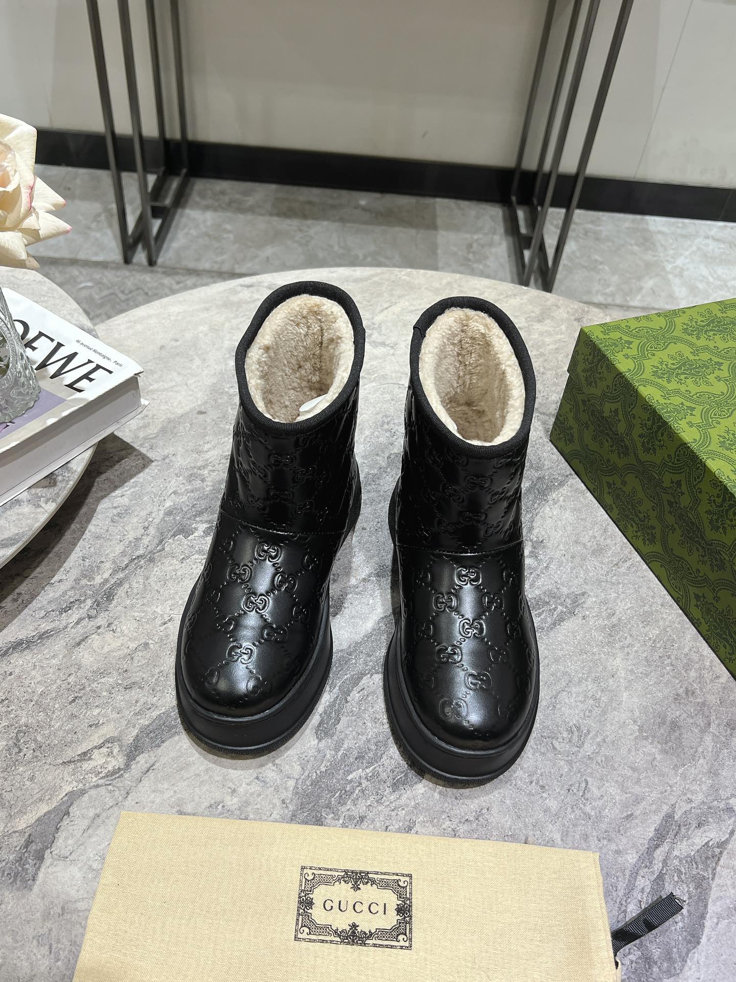 Шерстяные зимние сапоги Gucci 2024 - черные