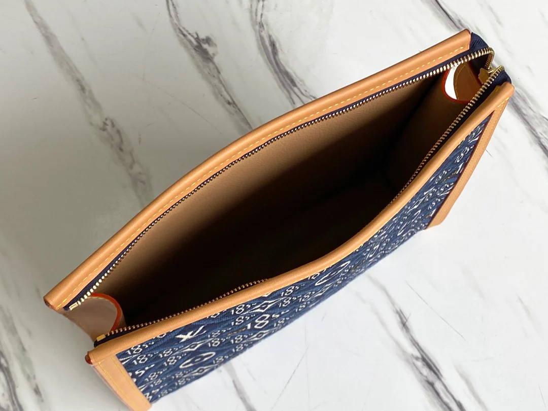 lv-m80306-poche-toilette-26-toilet bag