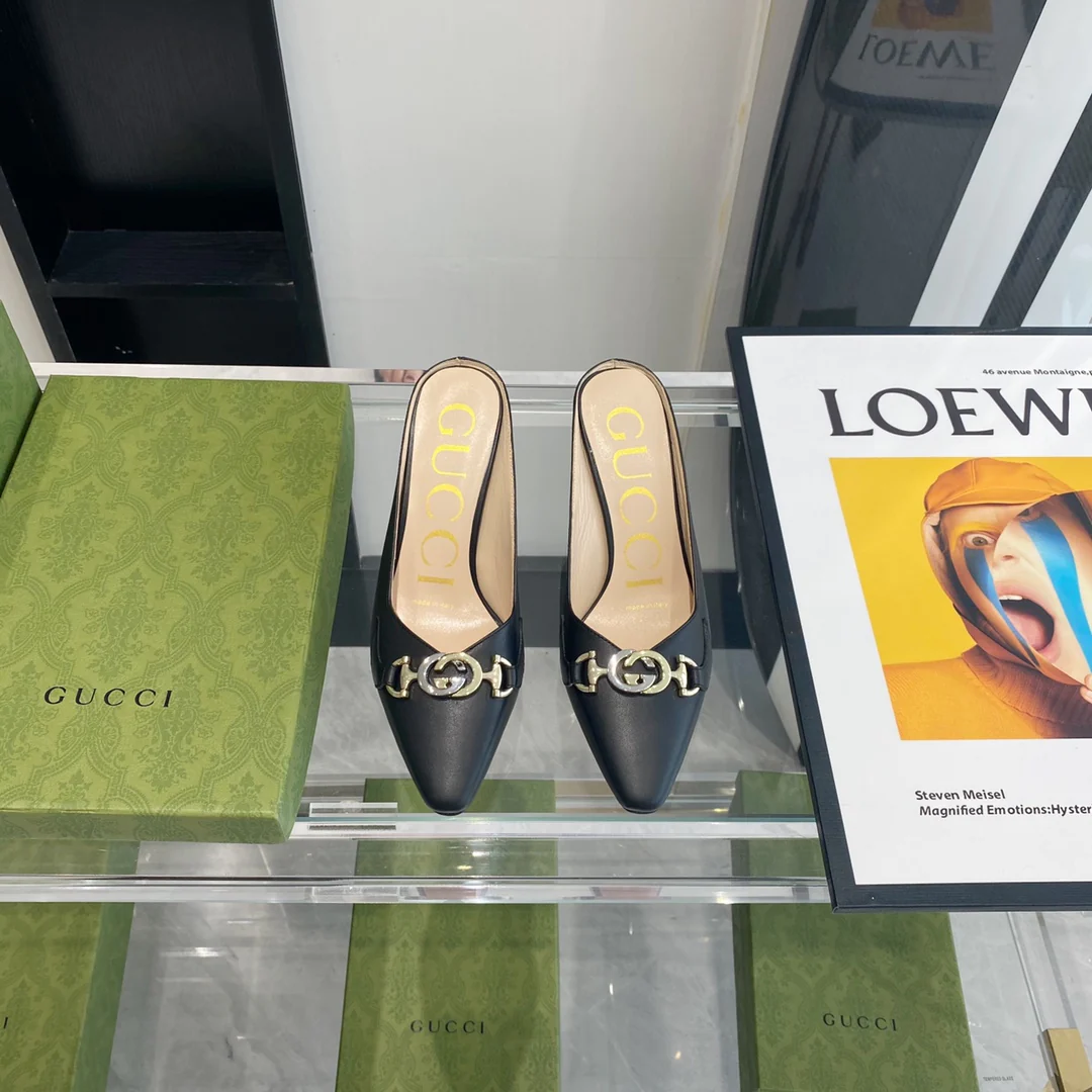 Gucci - Ретро туфли-лодочки на высоком каблуке с острым носком